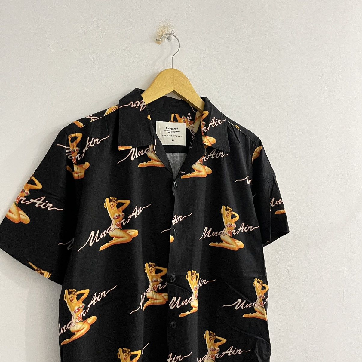 Japanese Brand Underair Naked Girl Button Up shirt Size US M / EU 48-50 / 2 - 3 Thumbnail