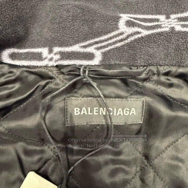 Balenciaga Balenciaga Black lock button all-over print fleece jacket Size US S / EU 44-46 / 1 - 9 Thumbnail