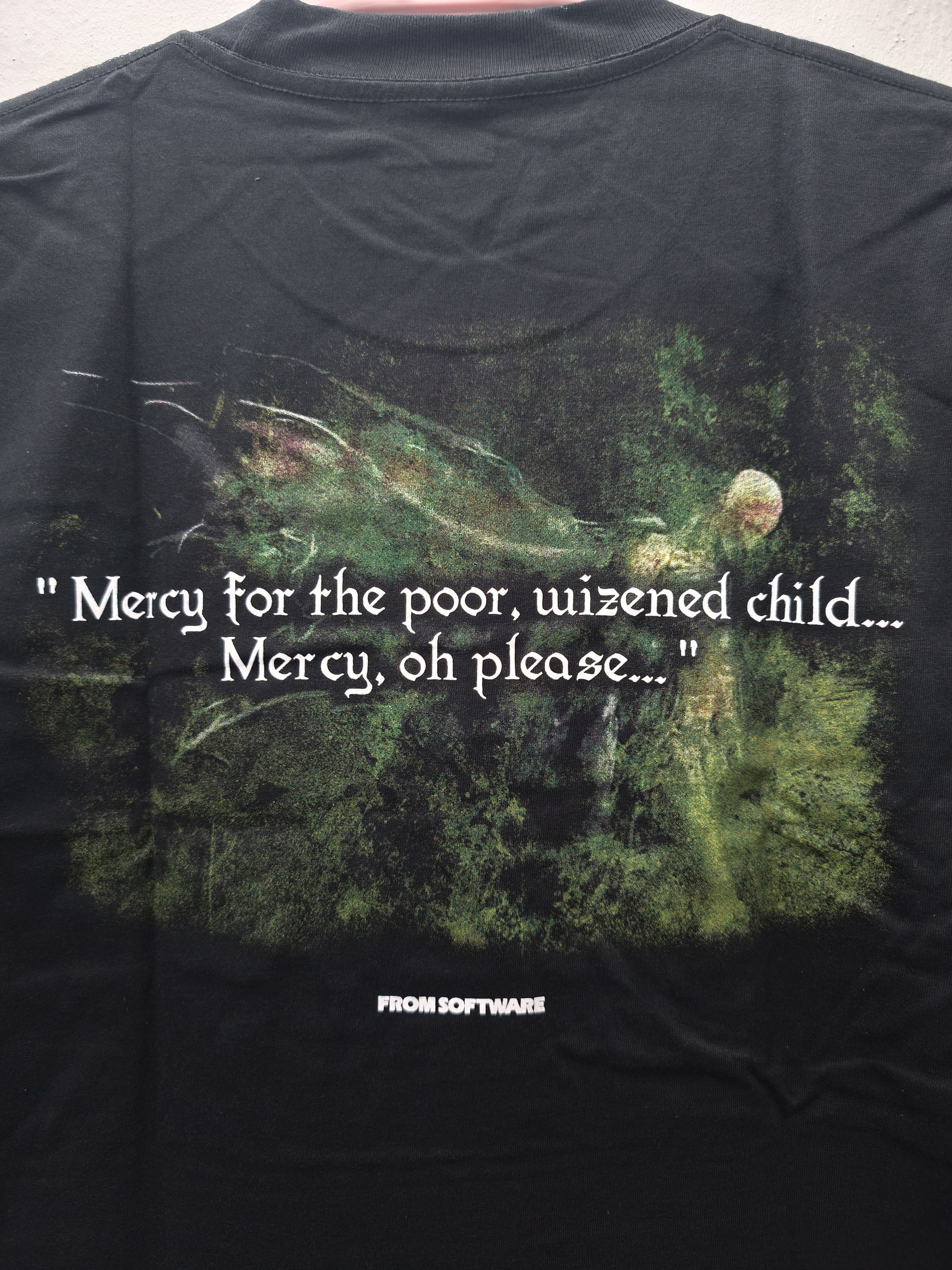 Playstation Bloodborne Orphan Of Kos T-shirt Size US XL / EU 56 / 4 - 11 Thumbnail