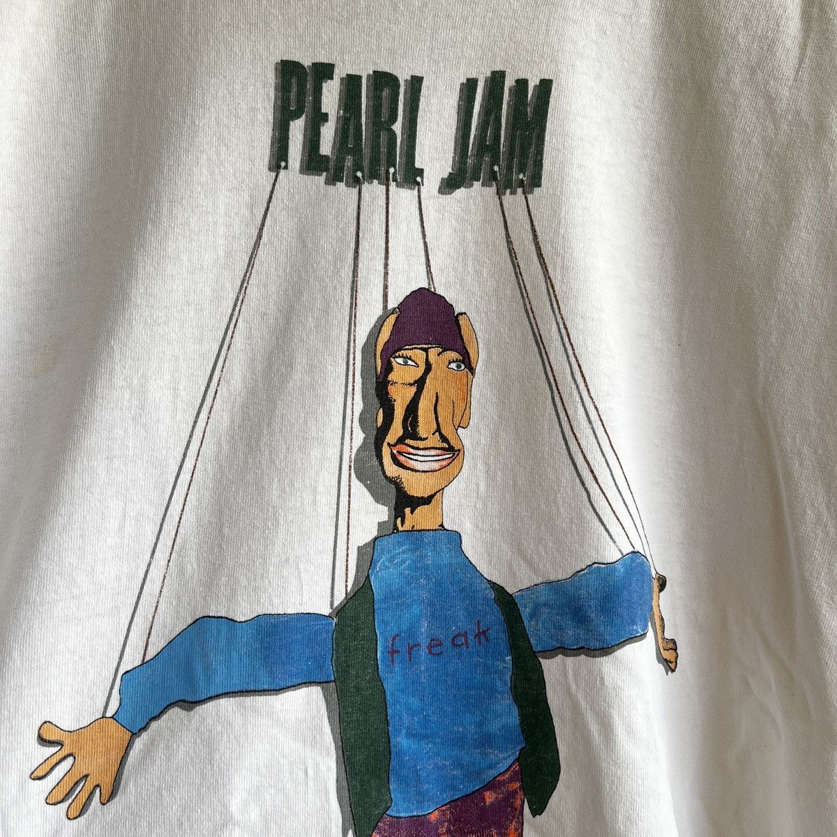 Band Tees 1993 Pearl Jam Vs. Marionette Freak Band Tour Tee Shirt Size US XL / EU 56 / 4 - 4 Thumbnail