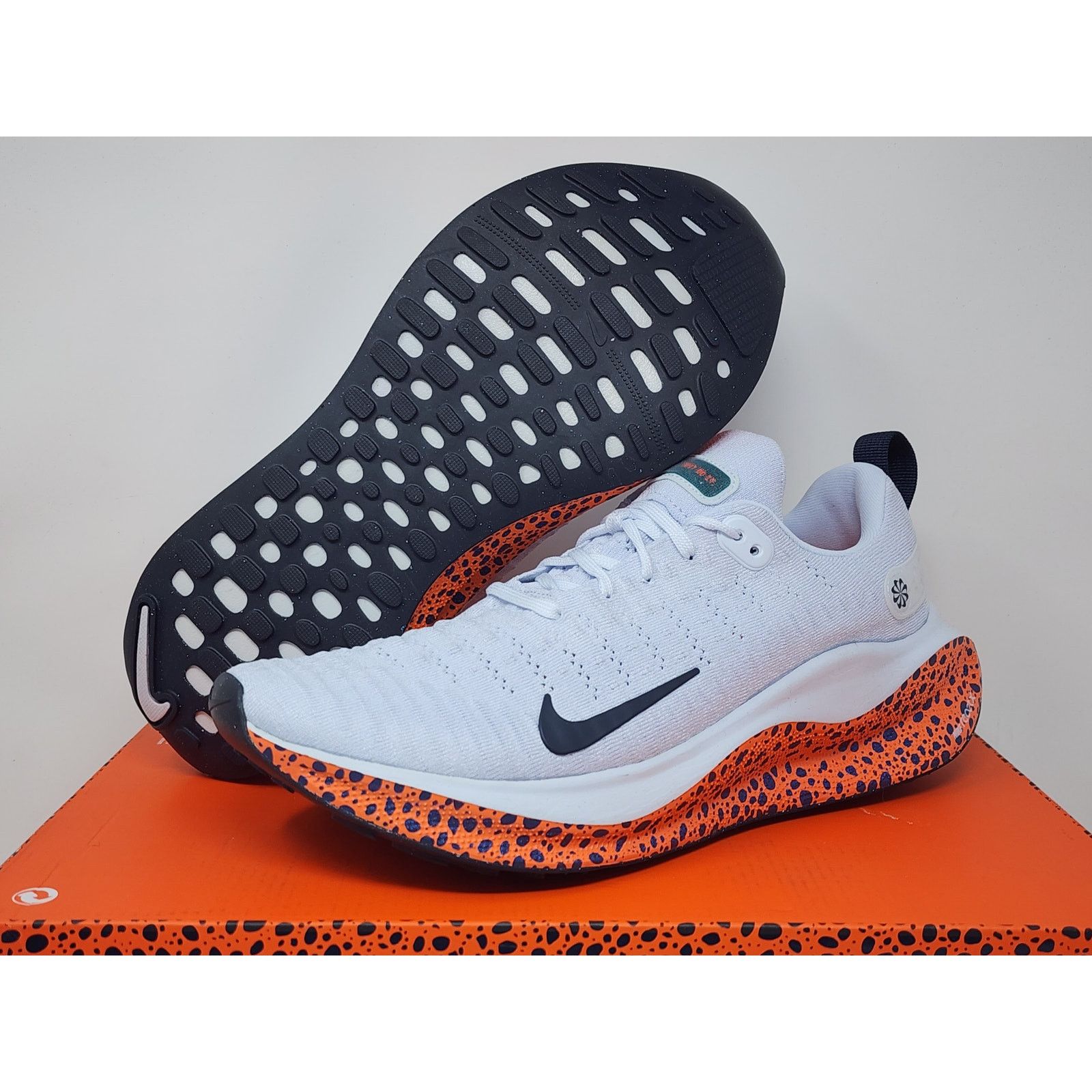 Nike DS Nike ReactX Infinity Run 4 ELECTRIC PACK FN7677-900 Size US 11 / IT 41 - 1 Thumbnail