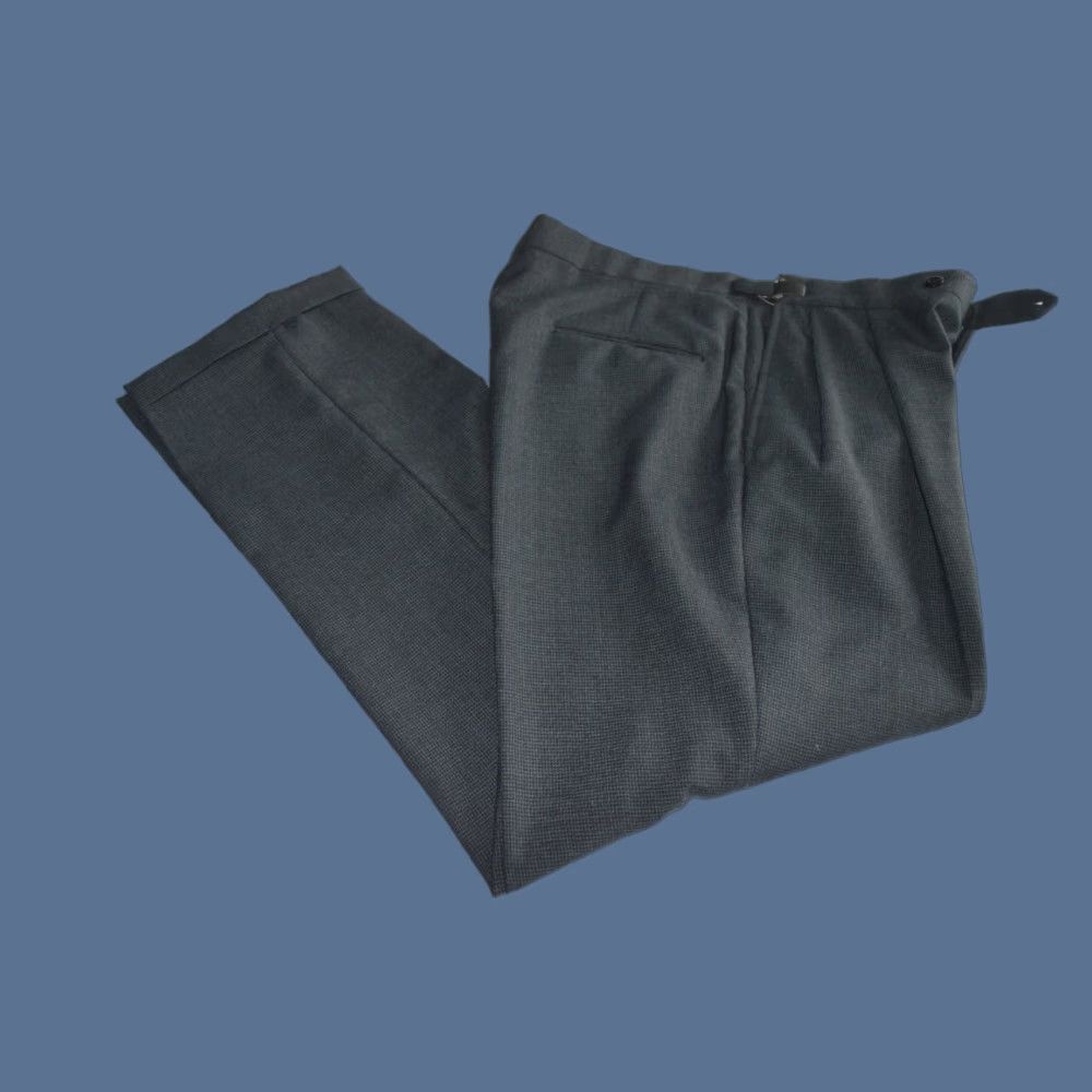 Vintage VINTAGE Linksport Dress Pants 36X30 Gray Check Wool Blend Men Regular Inseam 36 Zip Pockets Cuffed Straight USA Dress Pants Mens Size US 36 / EU 52 - 1 Thumbnail