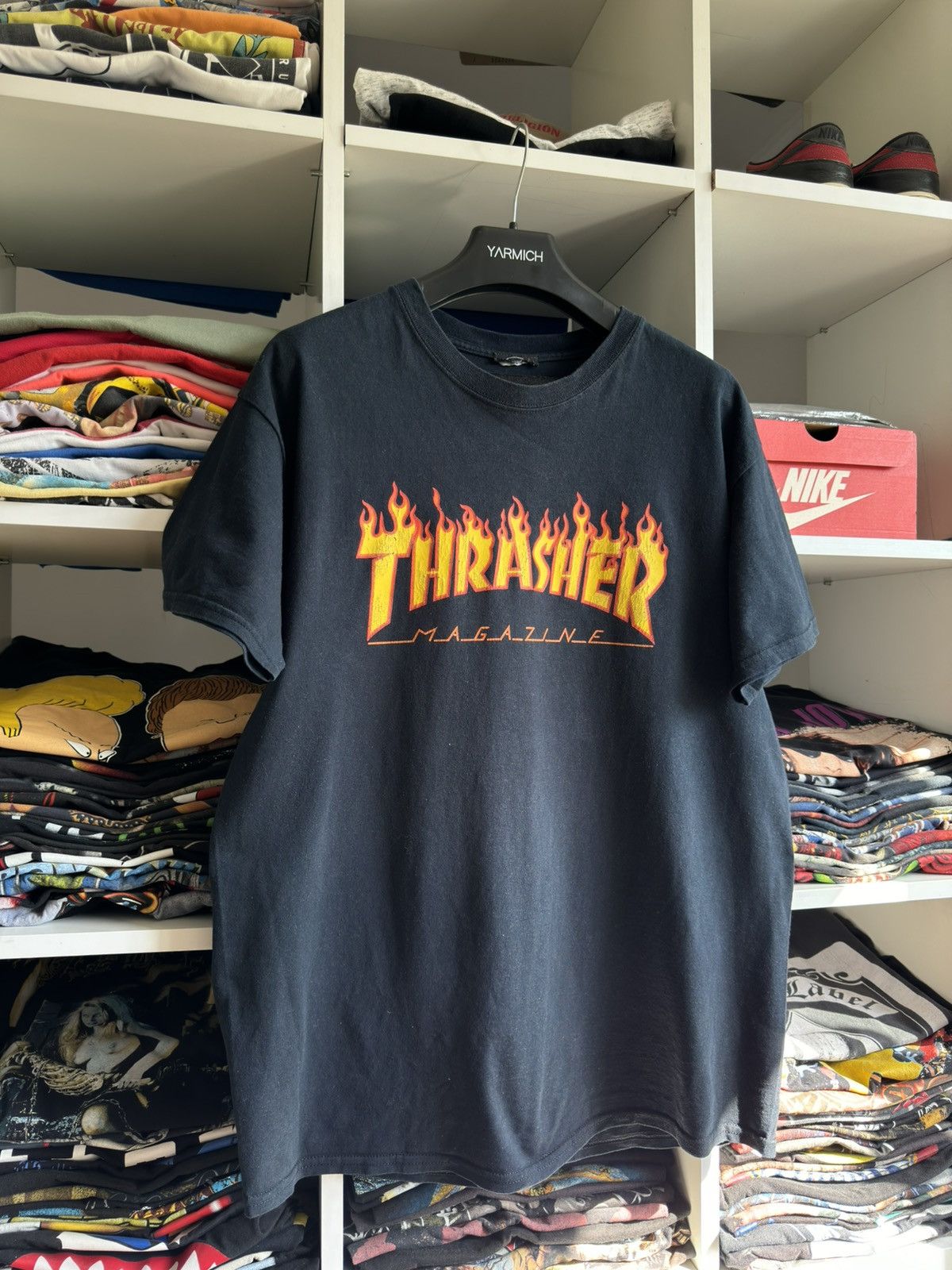 Thrasher × Vintage Vintage 2000s Thrasher Burning Logo Spellout Tee Size US L / EU 52-54 / 3 - 1 Thumbnail