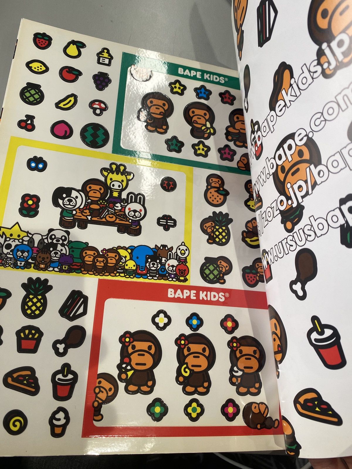Bape Bape Kids by A bathing Ape Magazine A/W 2010 Size ONE SIZE - 2 Thumbnail