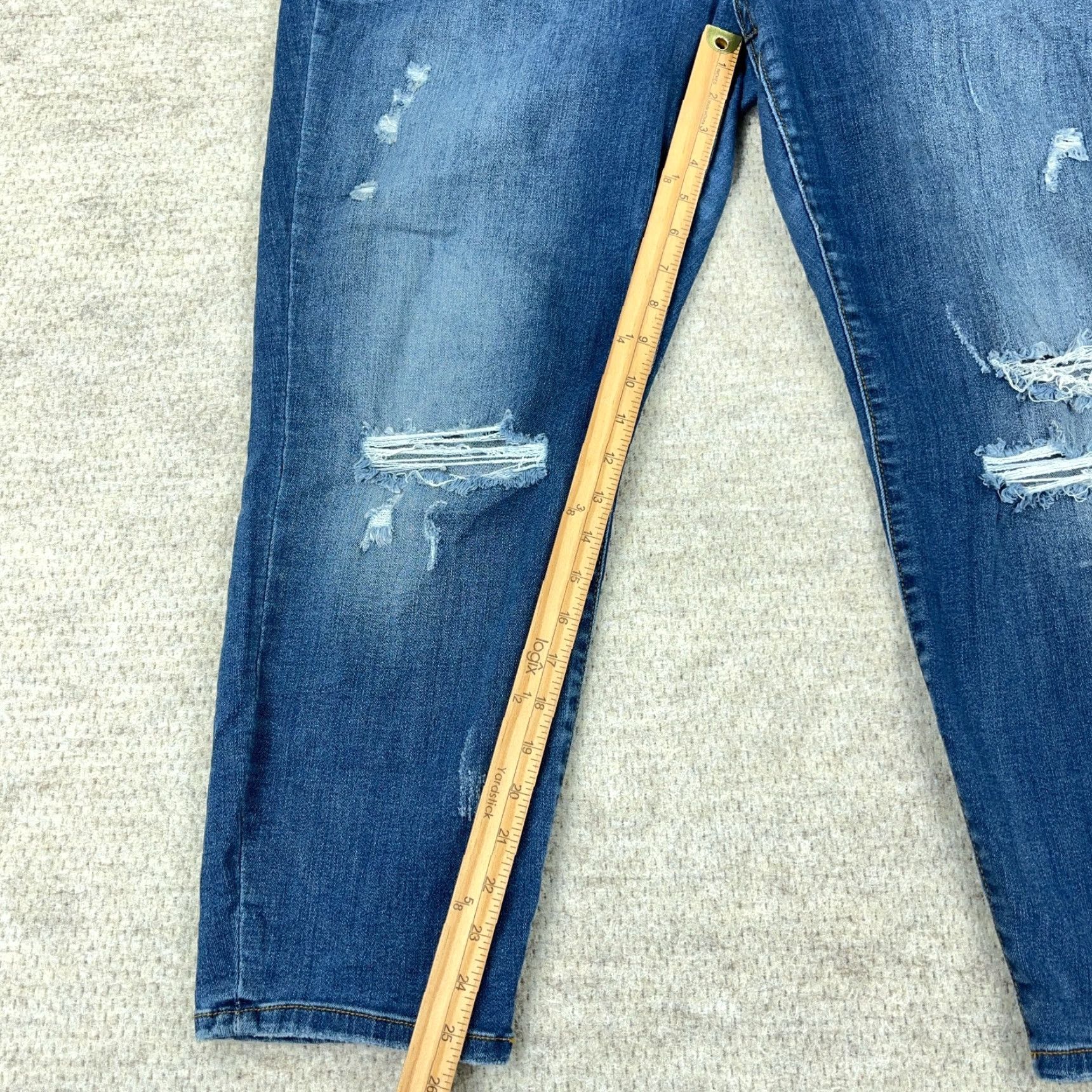 Vintage Judy Blue Jeans Women 22W Relaxed Fit Crop Med Wash Stretch 42x25 Blue 5-Pocket Design Size 40" / US 18 - 7 Thumbnail
