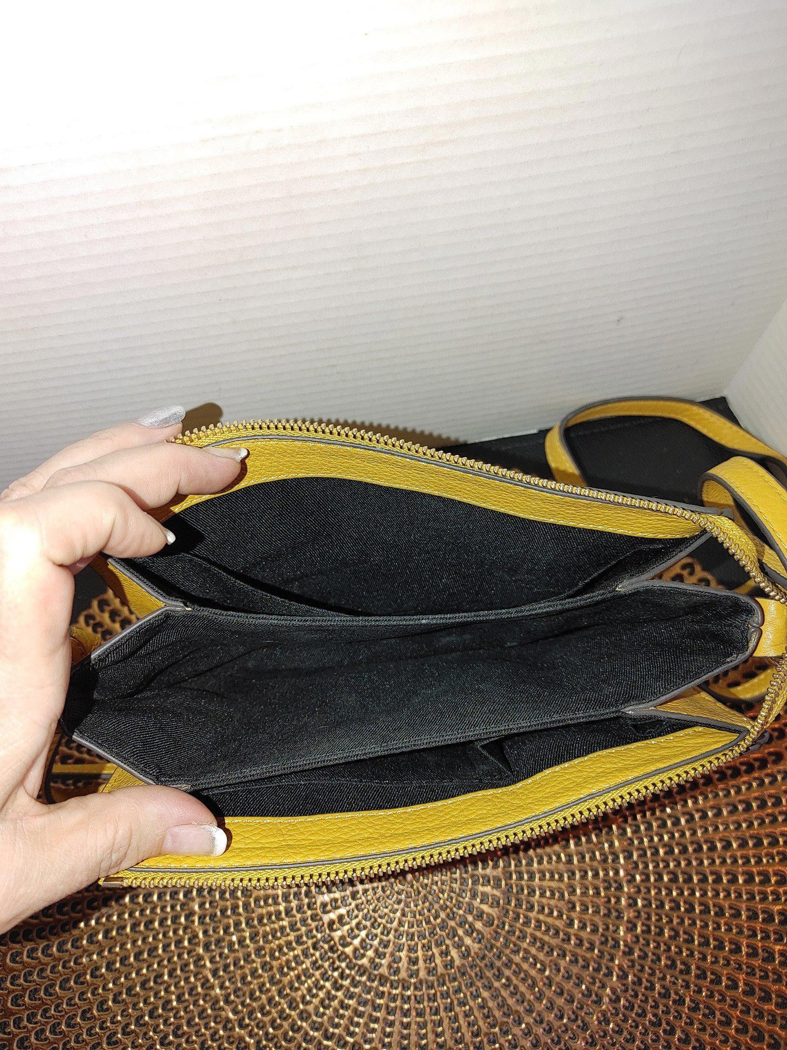 Vince Camuto Vince Camuto Small Eris Leather Crossbody Size ONE SIZE - 7 Thumbnail