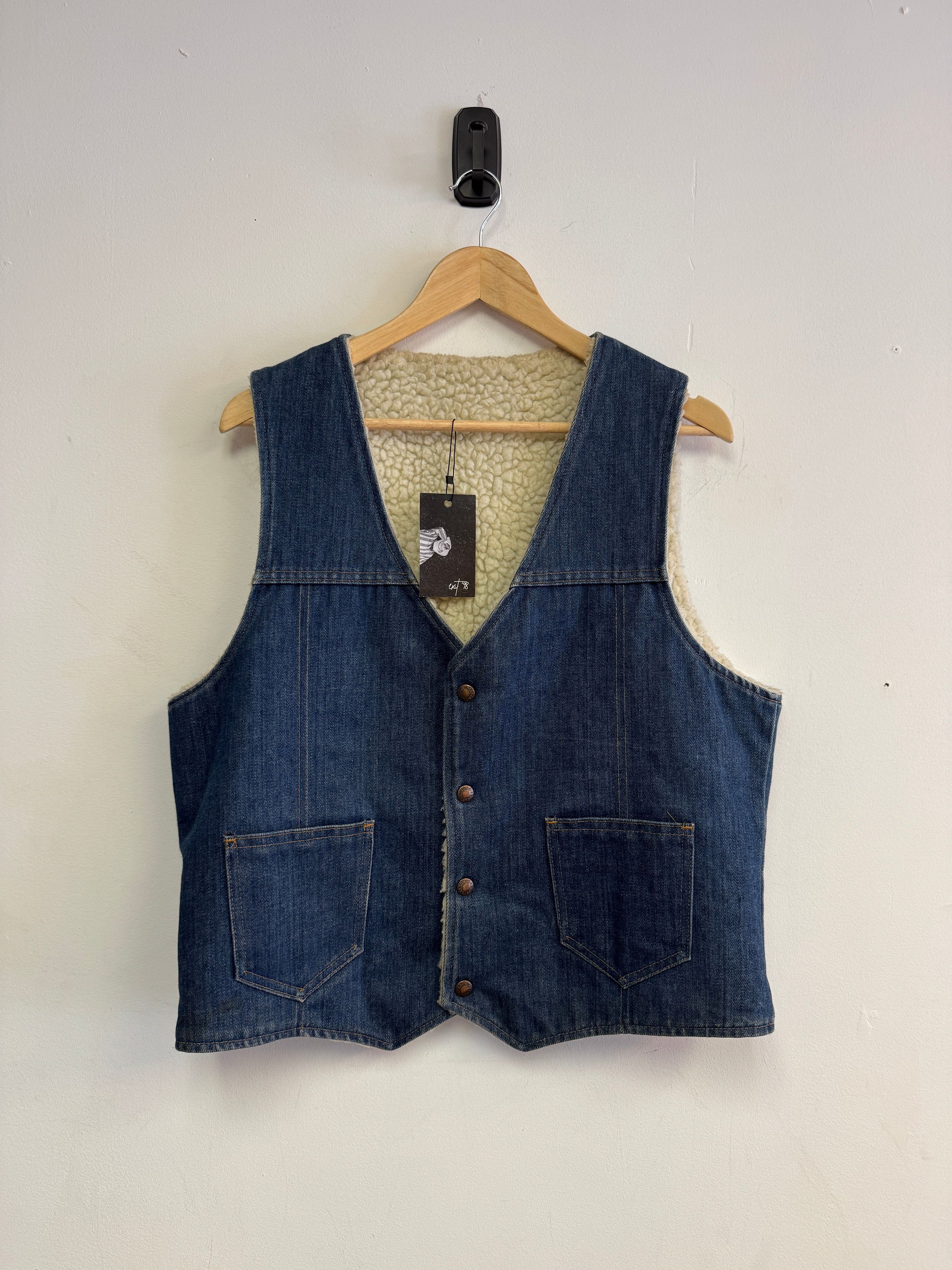 Vintage 70s Denim Sherpa lined vest Size US L / EU 52-54 / 3 - 1 Thumbnail