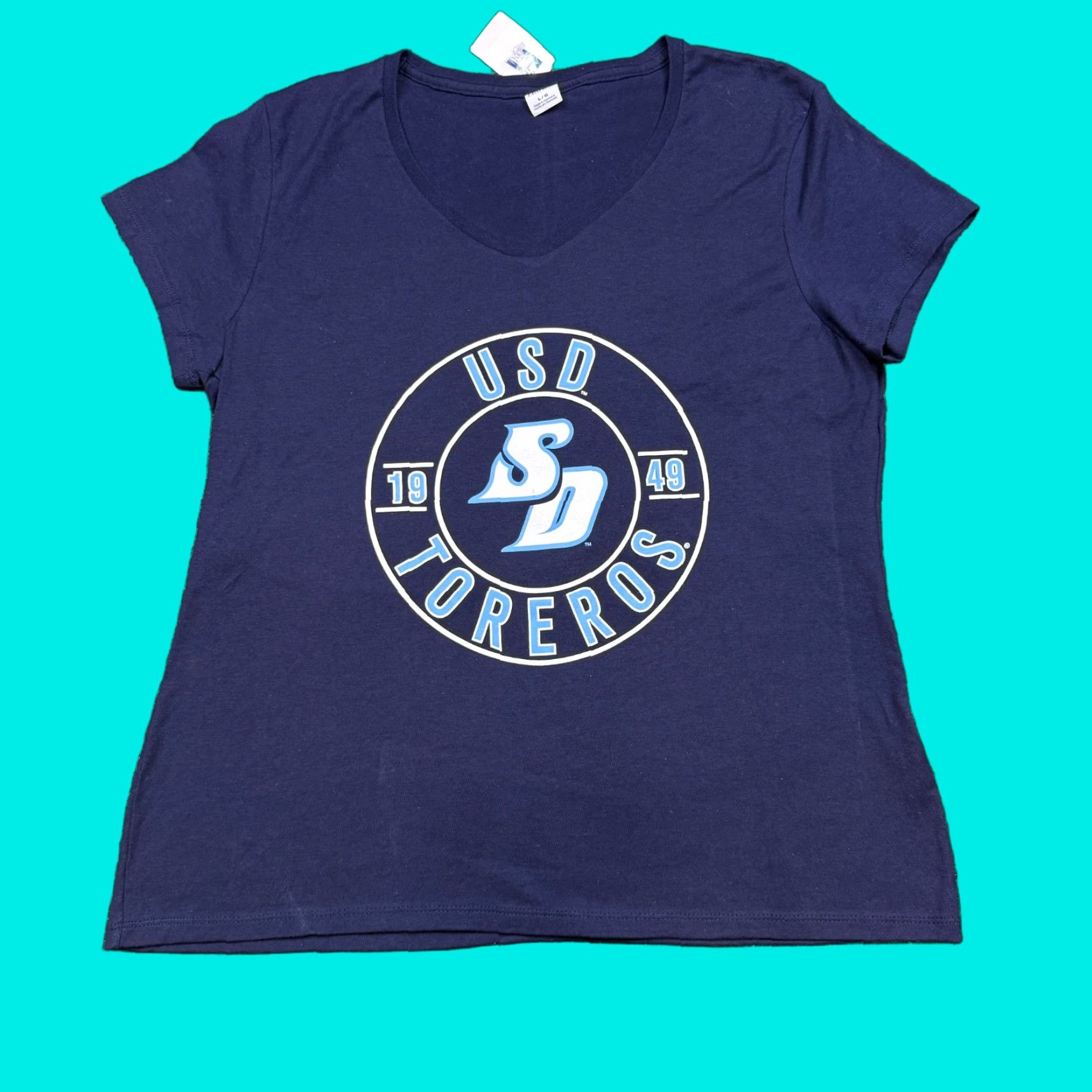 Hanes VINTAGE Hanes UC San Diego Tritons USD Toreros Women’s T Shirt Size L Blue V Neck Size L / US 10 / IT 46 - 1 Thumbnail