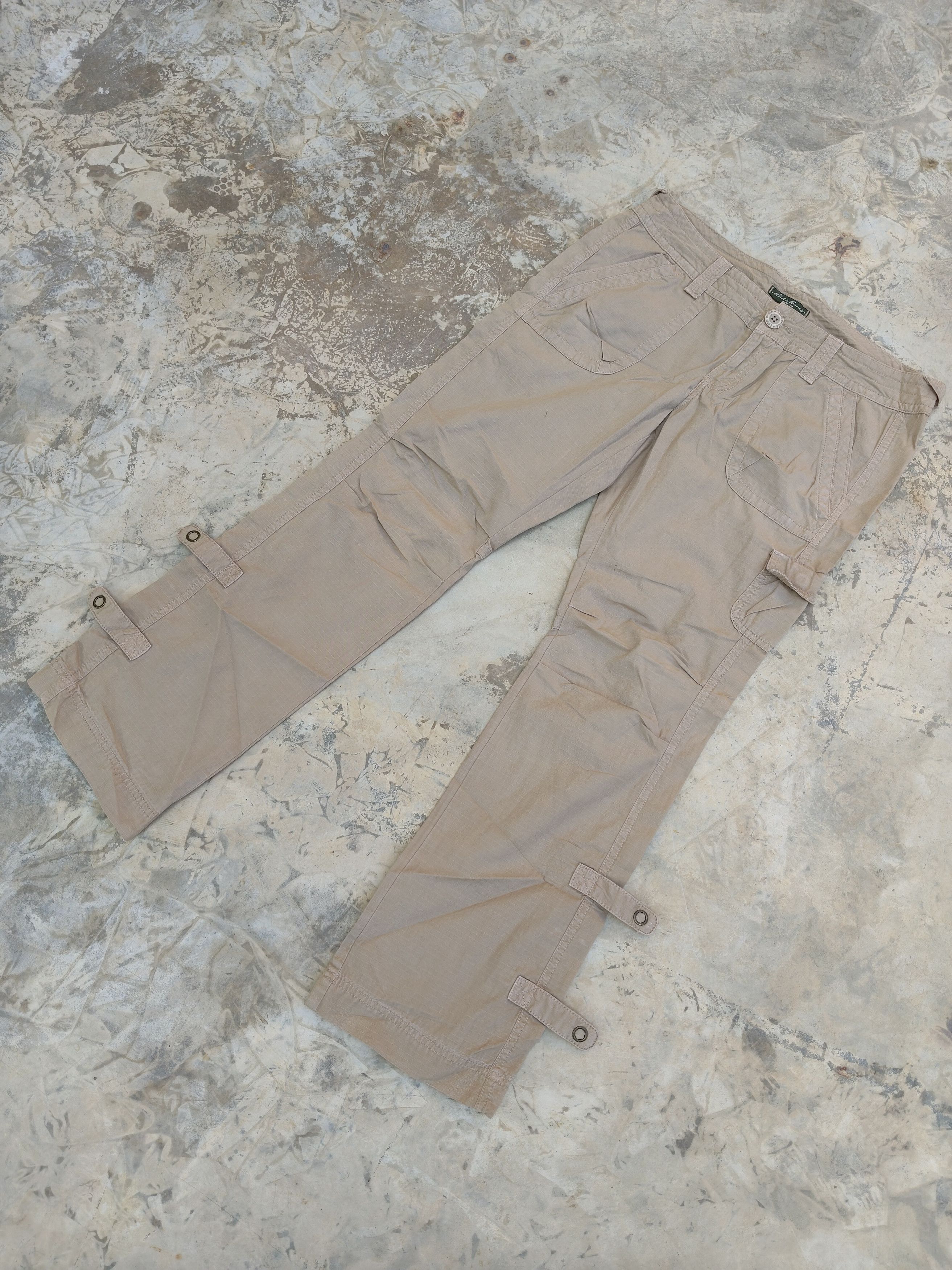 Japanese Brand multi-pocket tactical cargo pants. Size US 33 - 7 Thumbnail