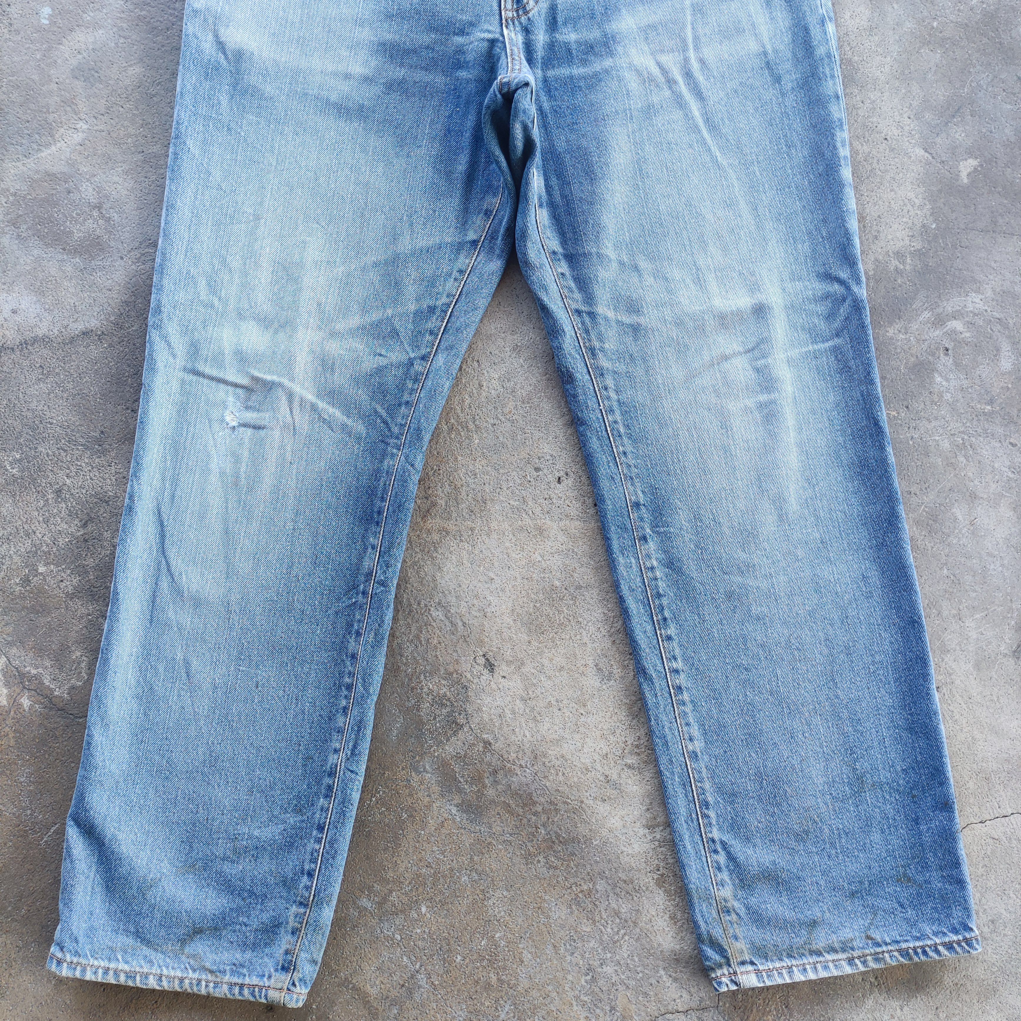 Japanese Brand Vintage Japanese Brand Buggy Jeans Faded Pants Size US 37 - 4 Thumbnail