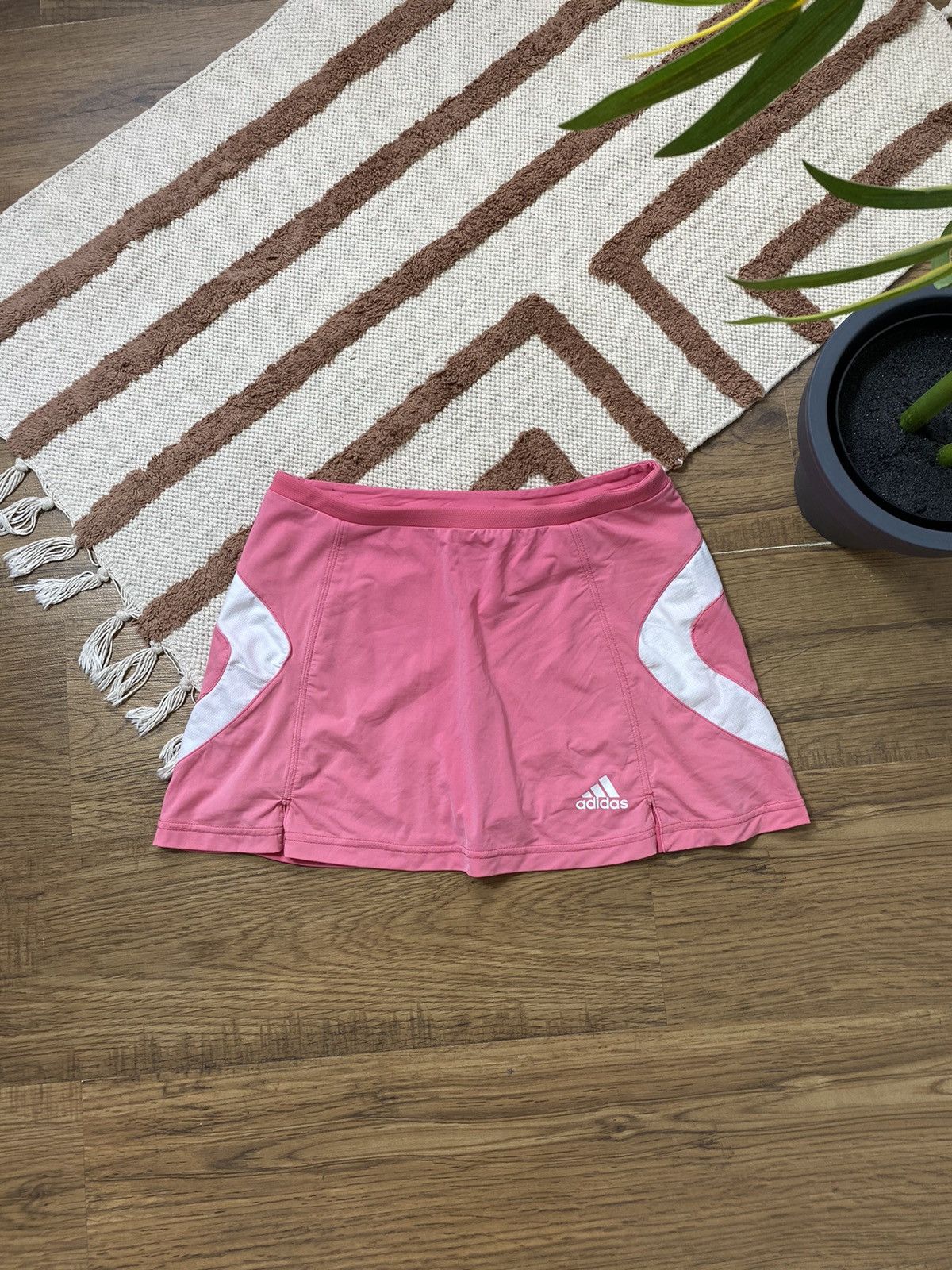 Adidas VINTAGE ADIDAS CLIMACOOL TENIS SKIRT SHORTS Size 28" / US 6 / IT 42 - 1 Thumbnail