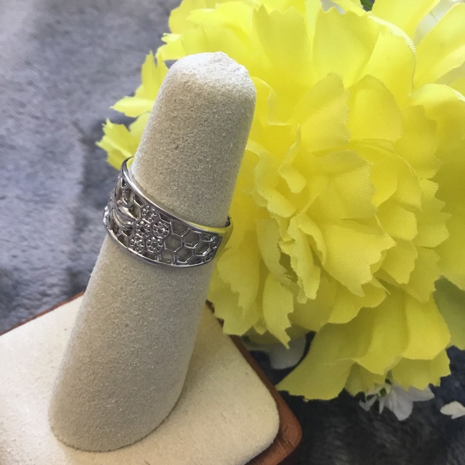 Other Sterling Silver Honeycomb Bee Crystals Ring Size ONE SIZE - 2 Thumbnail