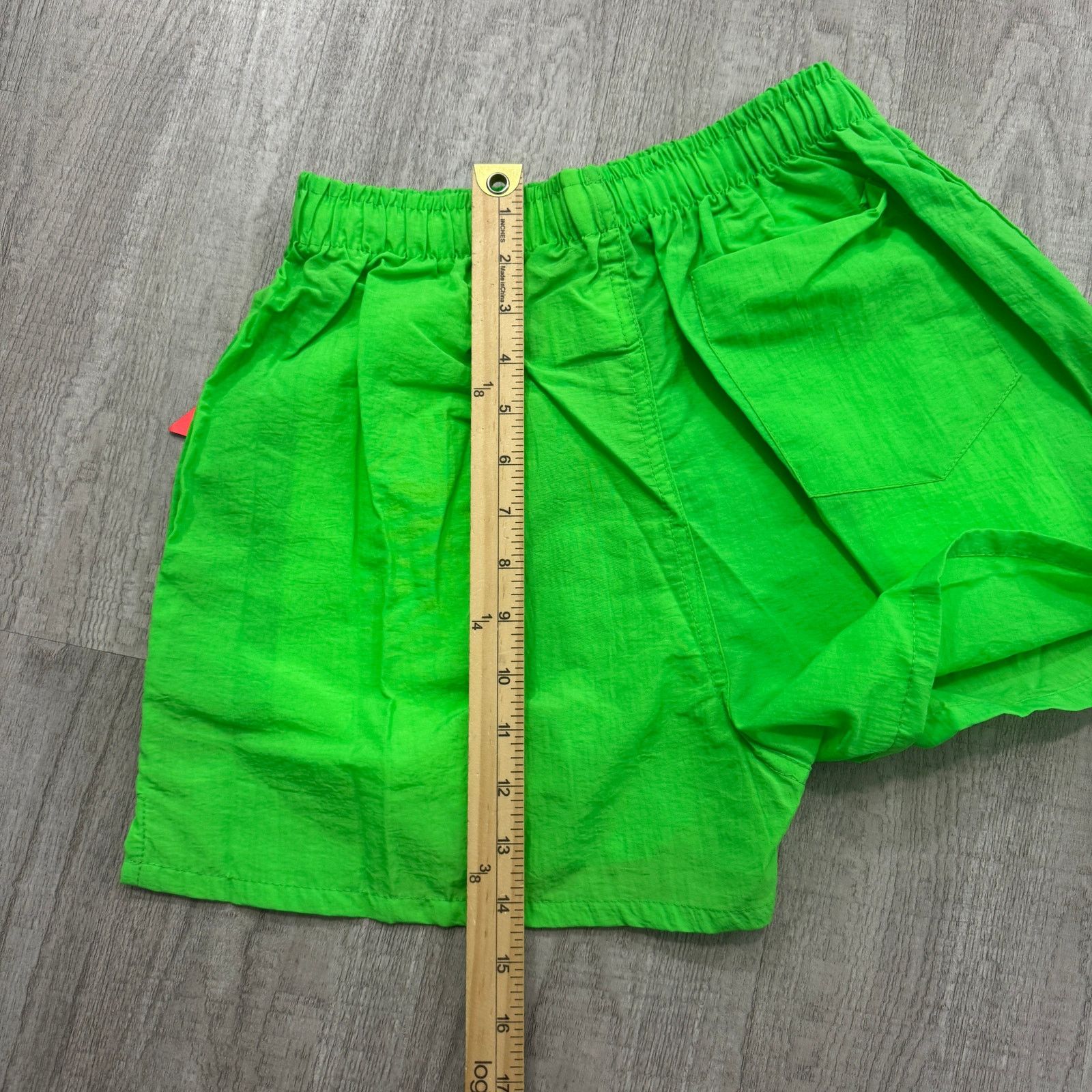 Vintage NEW Vintage USA Sport Surf Shorts Mens Small Green 80s Size US 26 / EU 42 - 13 Thumbnail