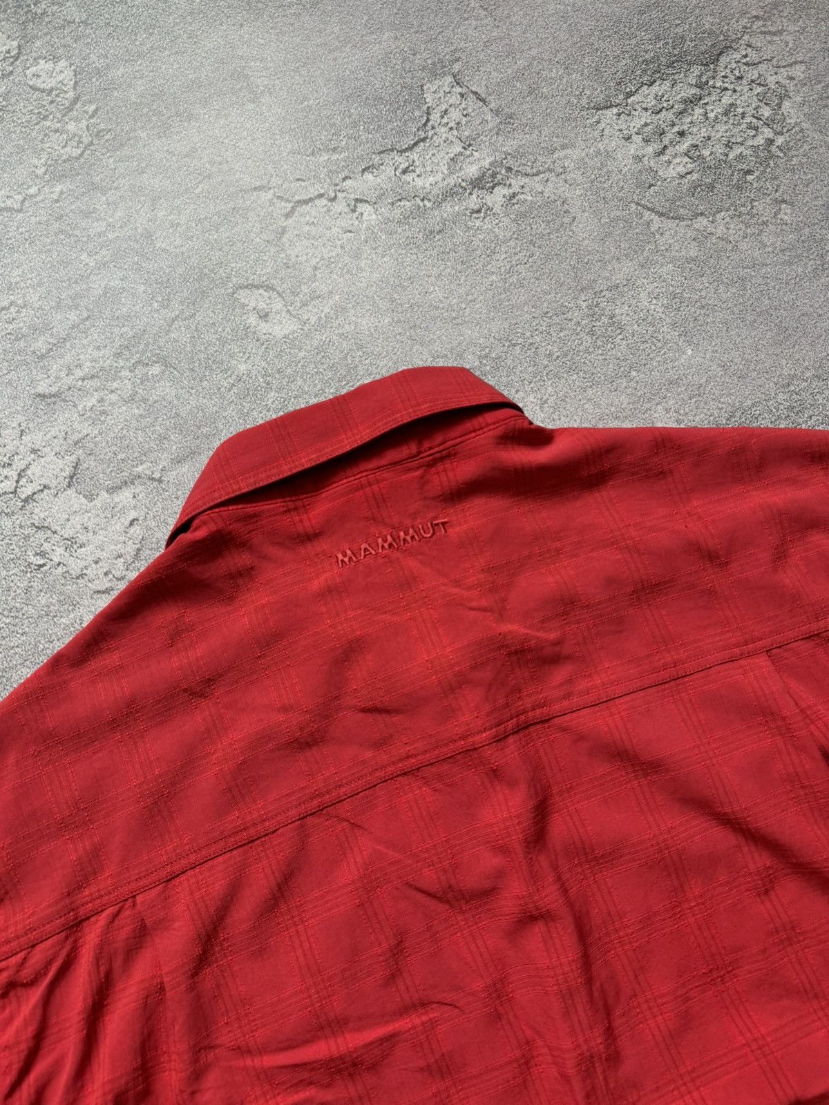 Mammut Mammut L red button up shirt outdoor polo tee T-shirt Size US L / EU 52-54 / 3 - 13 Thumbnail