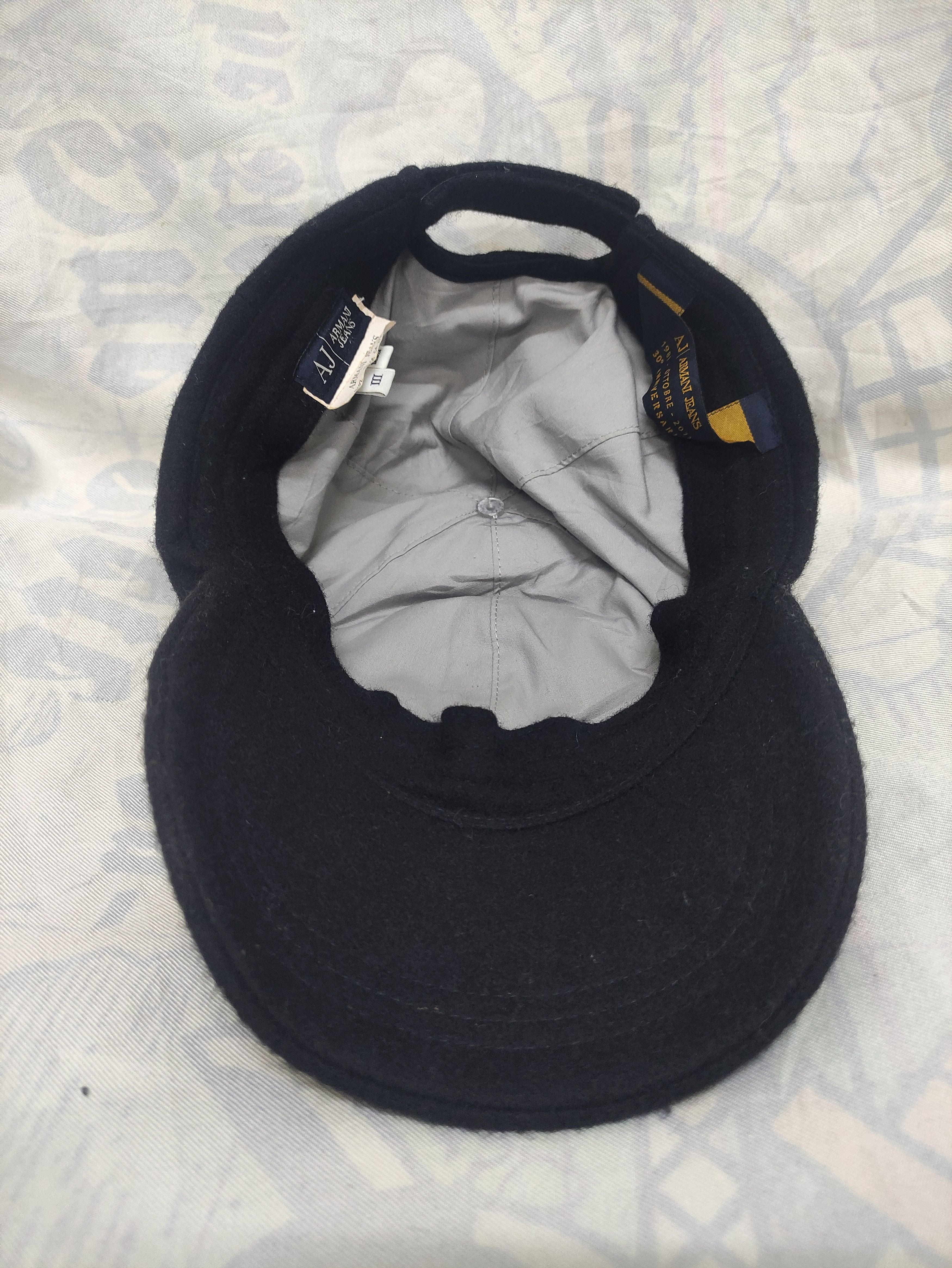 Armani ARMANI JEANS 30TH ANNIVERSARY SEMPER FIDELIS WOOL CAP Size ONE SIZE - 2 Thumbnail
