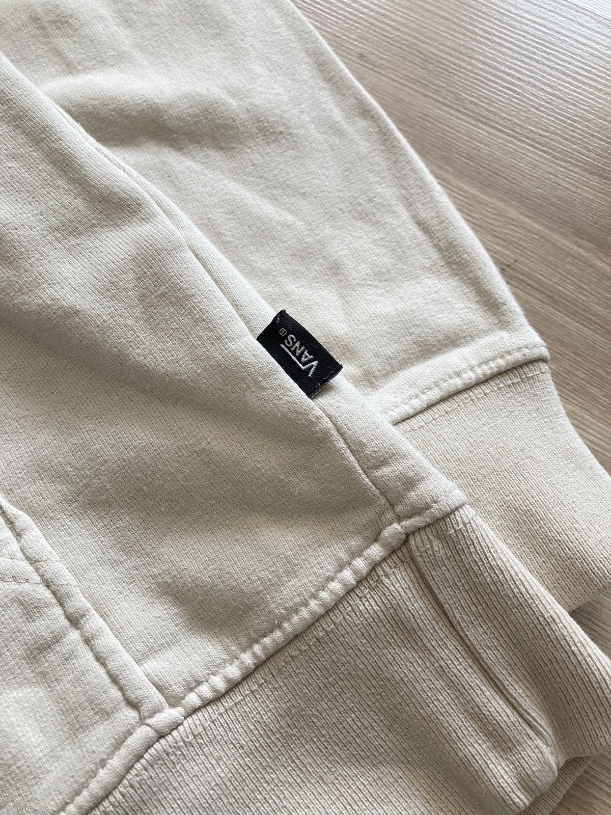 Vans Vintage Vans Enjoy HD Hoodie Big Logo 00s Size US S / EU 44-46 / 1 - 7 Thumbnail