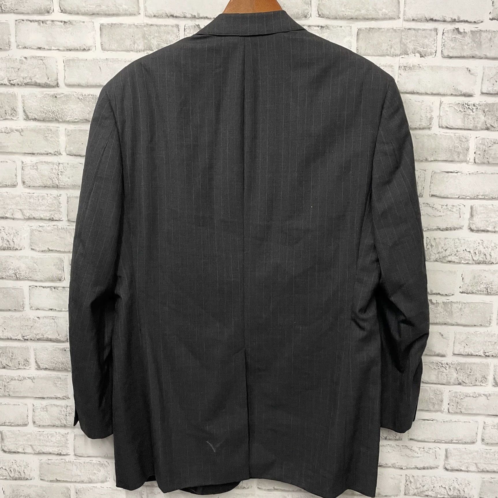 Brooks Brothers Brooks Brothers Brooks Ease 100% Wool PinStripe 2 Button Sport Coat Mens 43L Black Wool Sport Coat Mens 43 Regular Pinstripe Brooks Ease Nike Size US XS / EU 42 / 0 - 5 Thumbnail