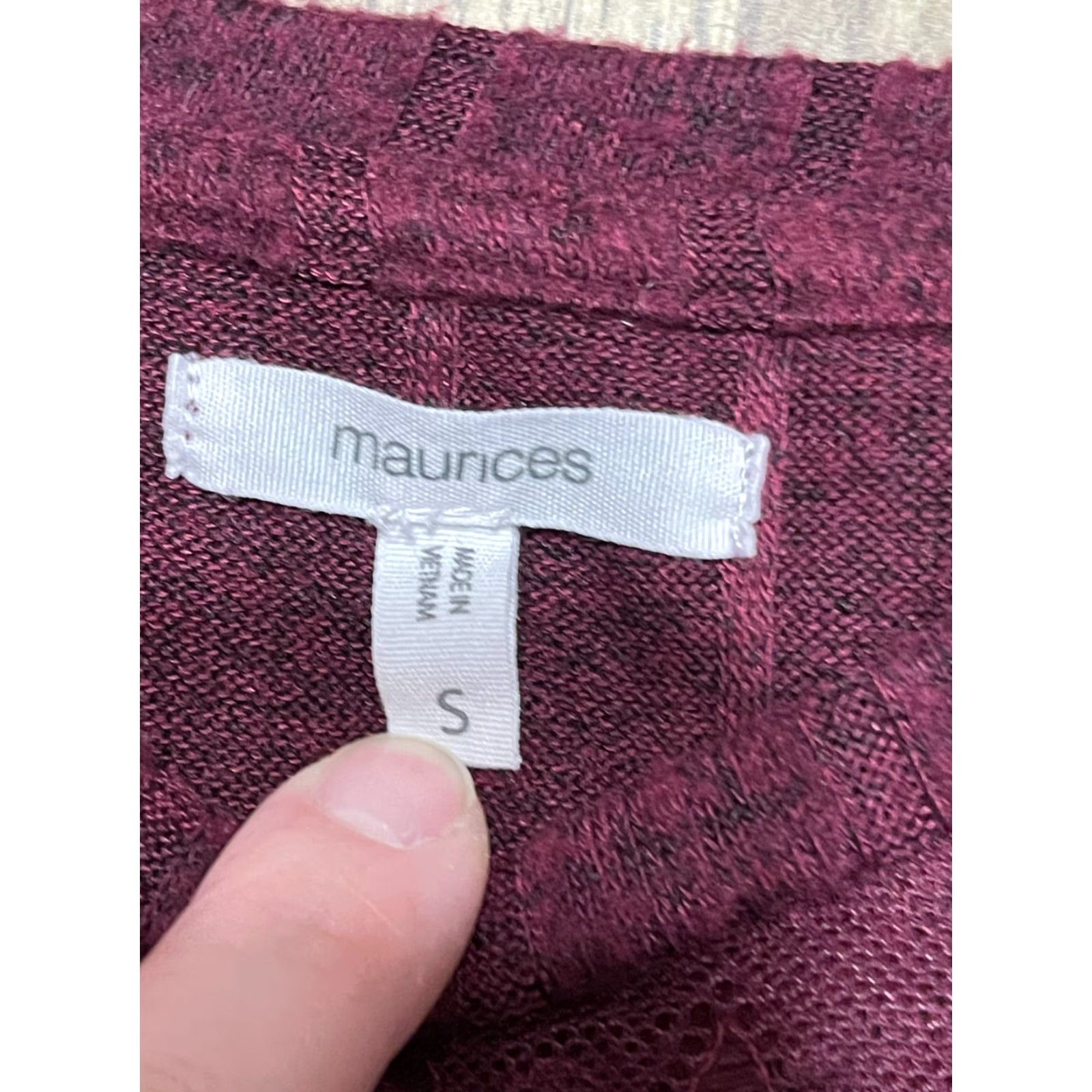 Vintage Maurices Shirt, Women’s Size Small, Burgundy, Long Sleeve, Lace on Top, T-Shirt, Regular Fit, Red, Solid, Casual, Fall, Spring, Summer, Womens Size S / US 4 / IT 40 - 7 Thumbnail
