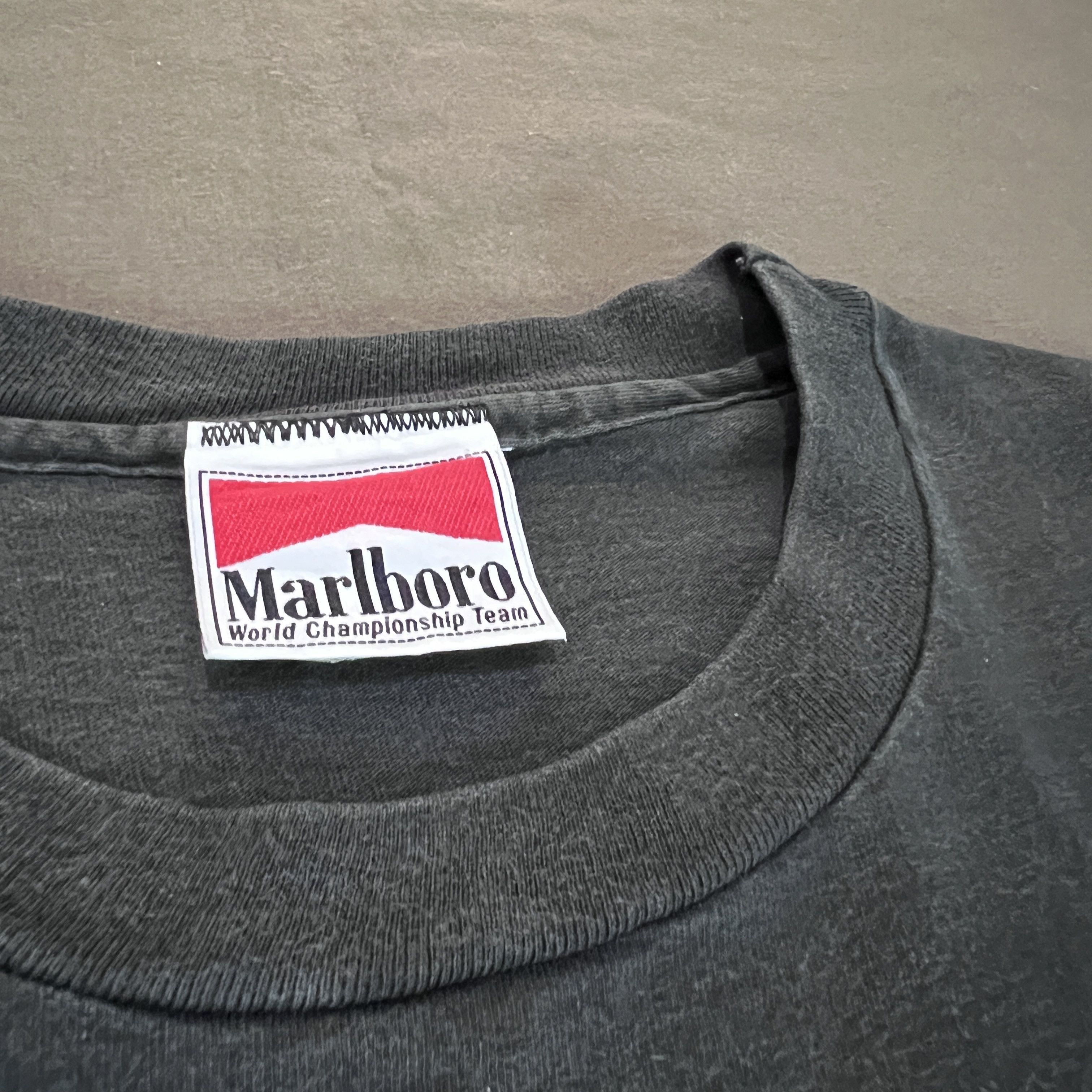 Formula 1 Rare Vintage 90s Marlboro World Championship Team Promo Tee Size US XL / EU 56 / 4 - 5 Thumbnail