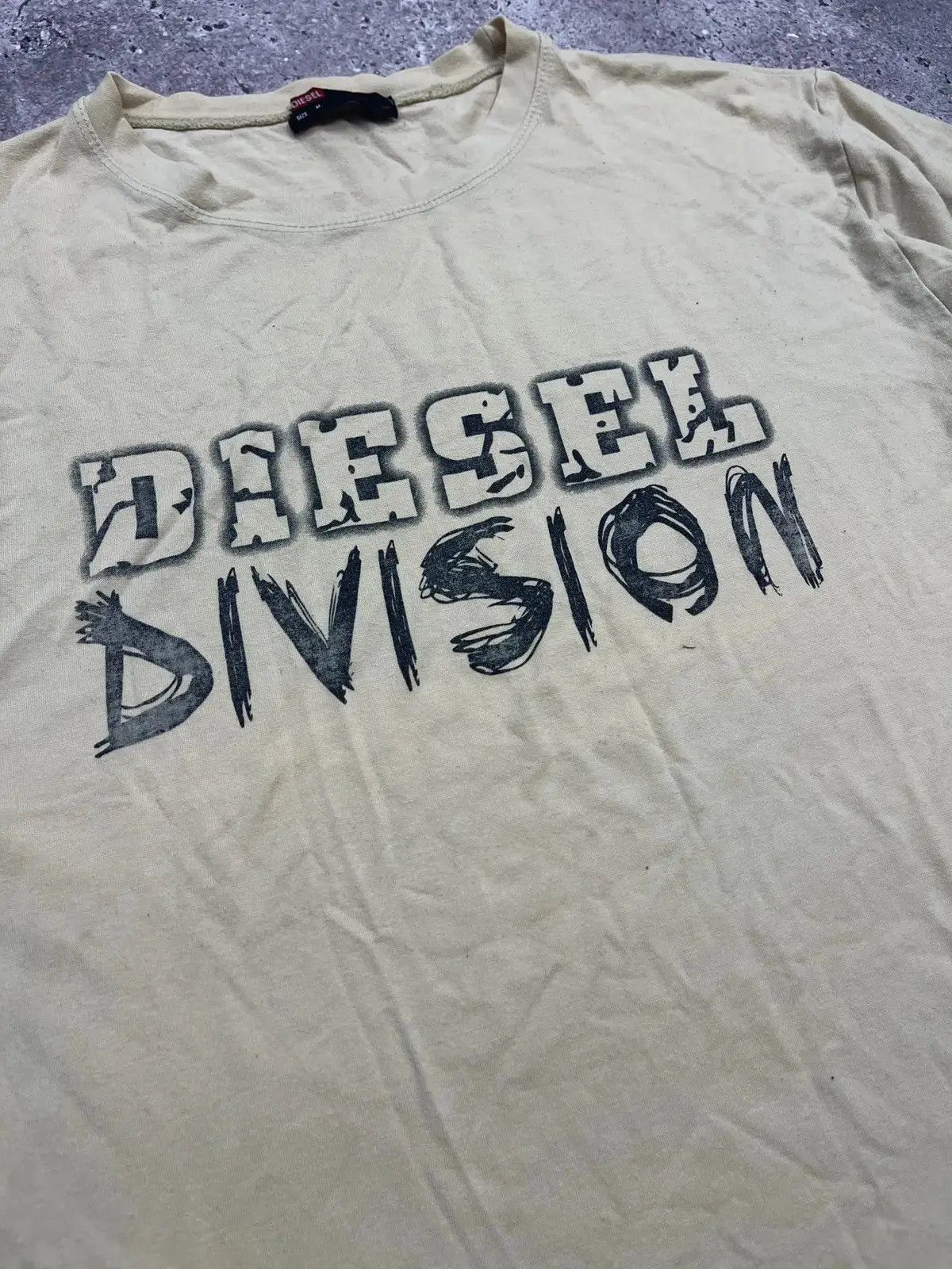 Diesel × Vintage Vintage Diesel Division Distressed Logo Tee Beige Size M Size US M / EU 48-50 / 2 - 3 Thumbnail