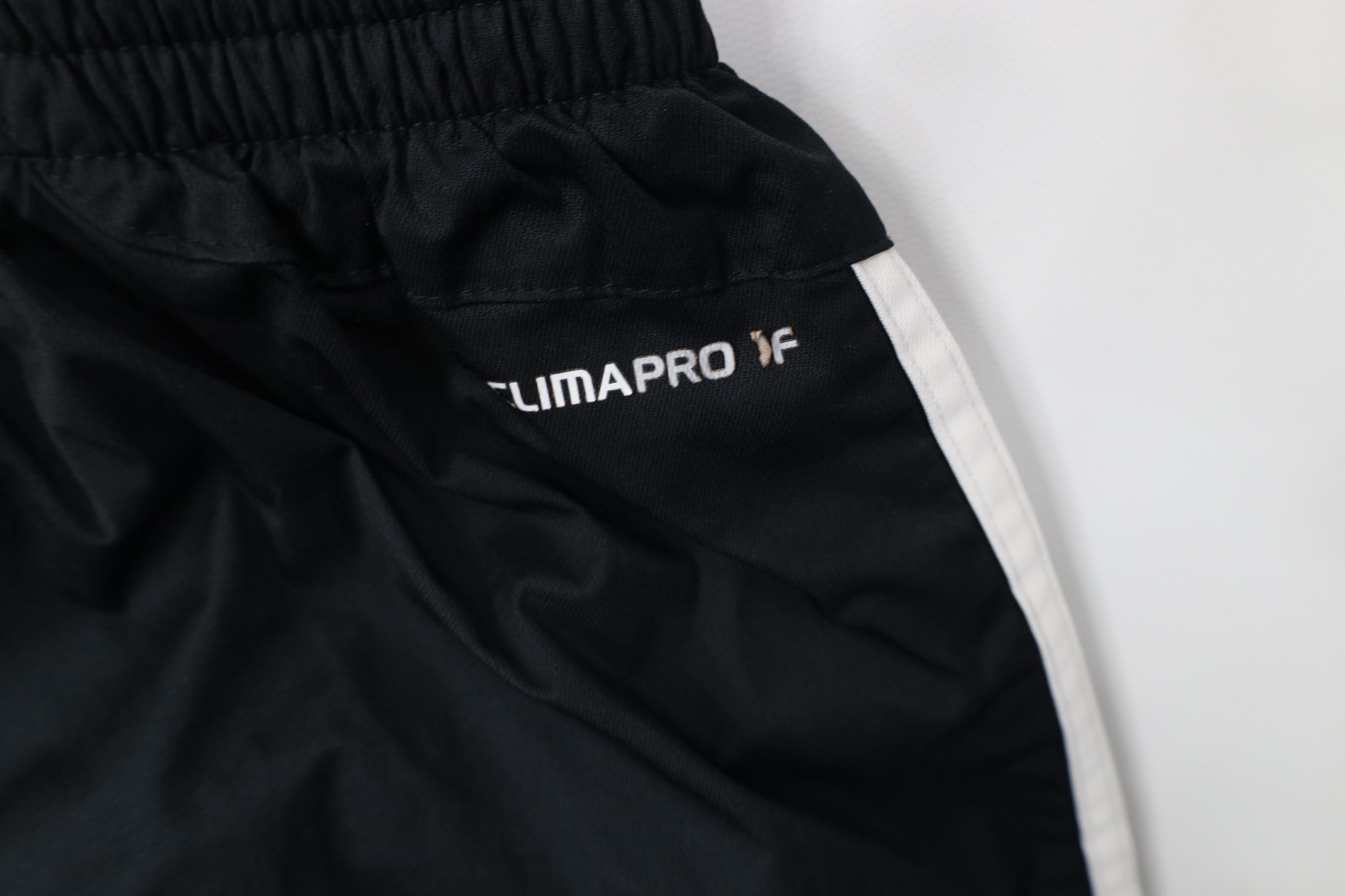 Adidas Vintage Y2K Adidas Lined Wide Leg Windbreaker Pants Black Size US 34 / EU 50 - 14 Thumbnail