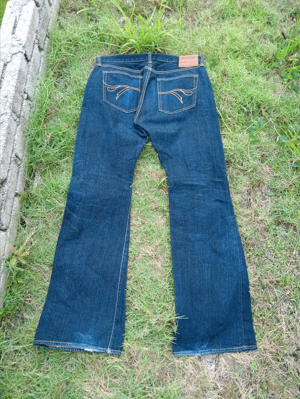 The Flat Head THE FLAT HEAD F370 FLARE DENIM JEANS - SIZE 36 Size US 36 / EU 52 - 1 Thumbnail