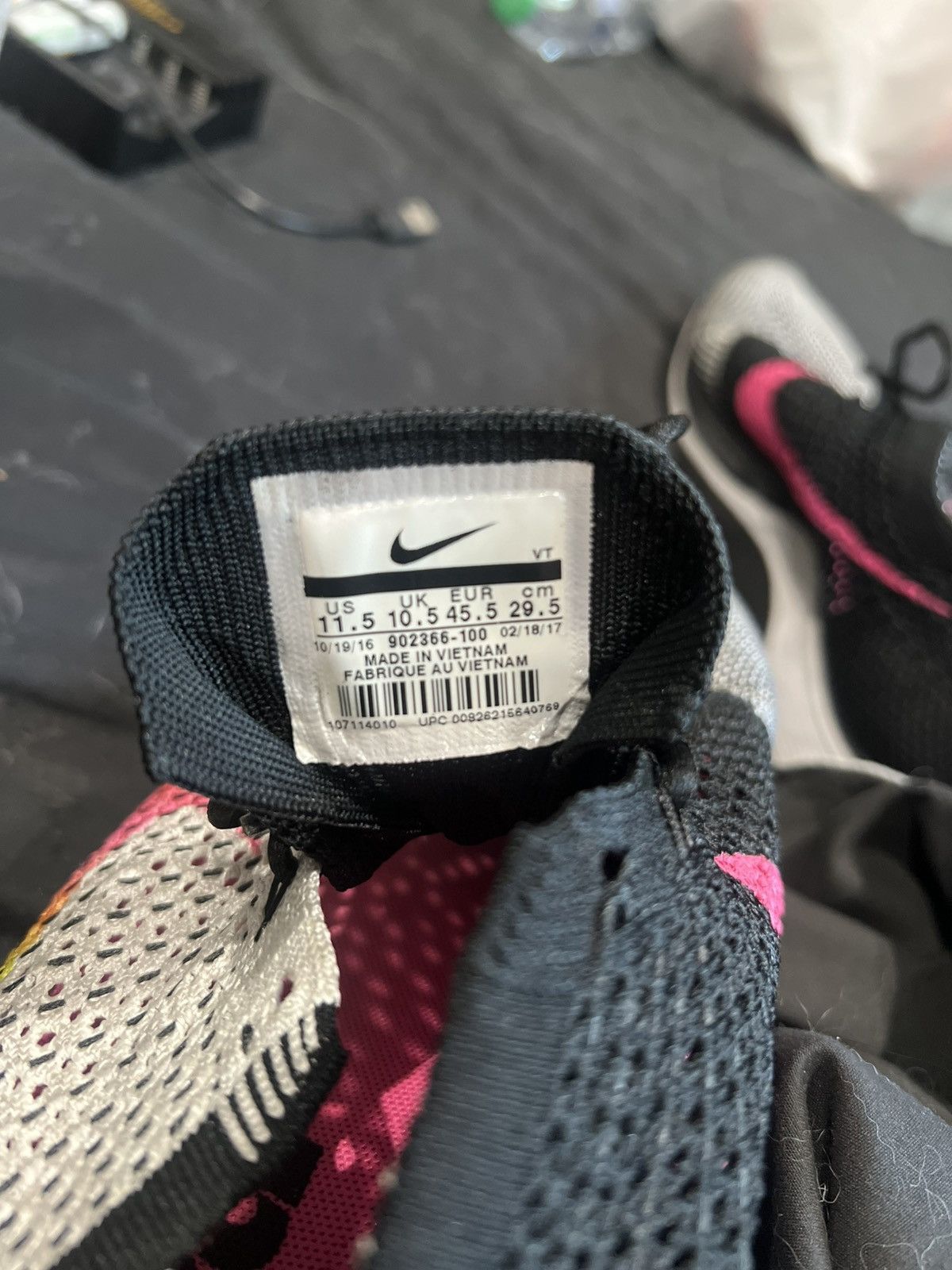 Nike 2016 Fly Knit Size US 11.5 / EU 44-45 - 7 Thumbnail