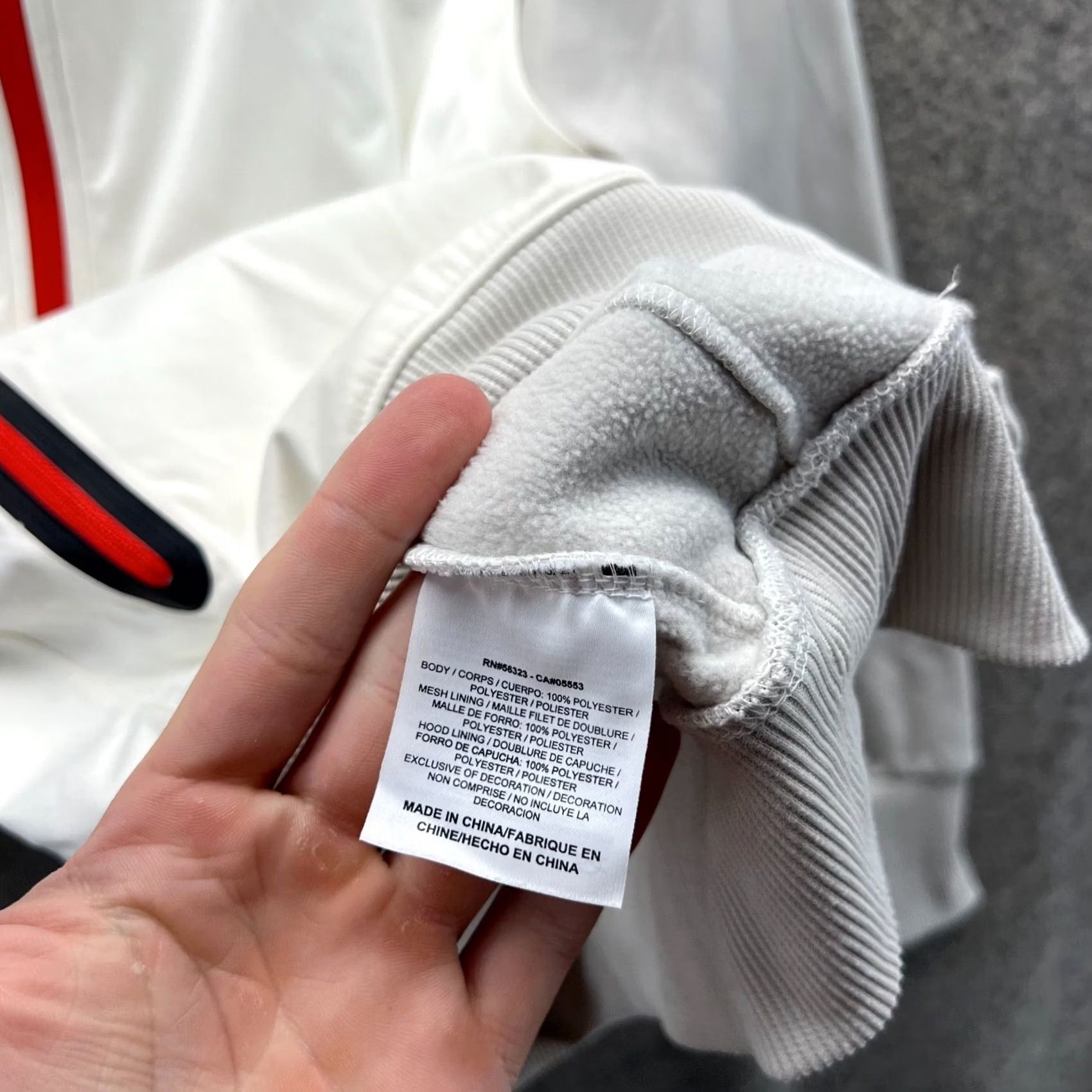 Nike VINTAGE Nike Sweater Womens L White Women Red Full Zip Hooded Jacket Running Vented Dri Fit Size L / US 10 / IT 46 - 4 Thumbnail