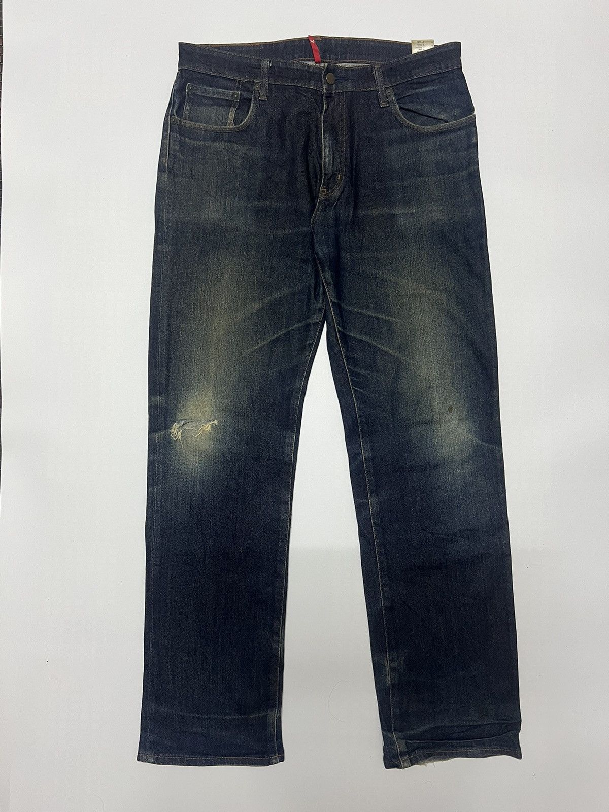 Uniqlo Uniqlo UJ Dark Blue Wash Distressed Denim Size US 34 / EU 50 - 1 Thumbnail