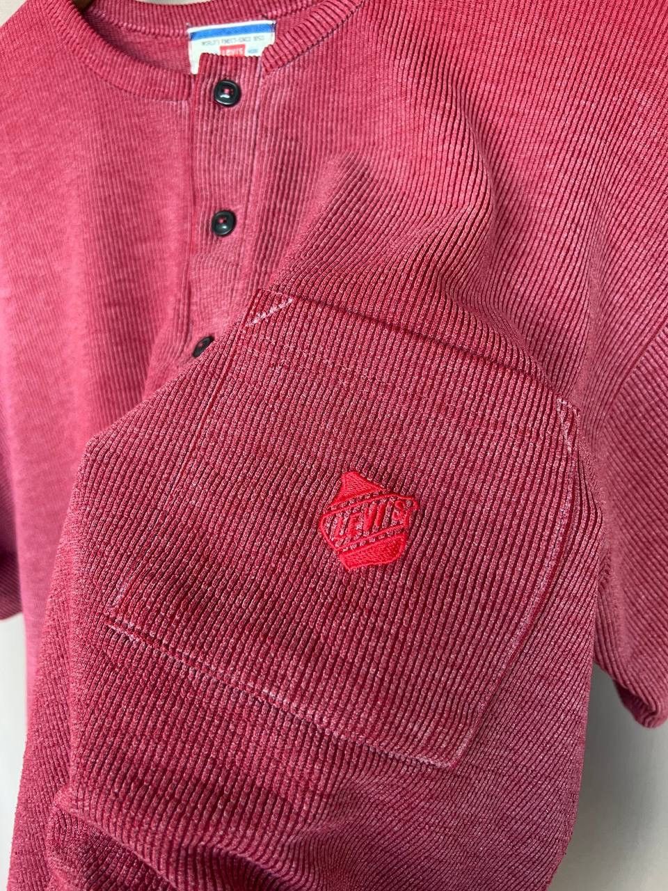 Levi's Levis Vintage T-Shirt Size L Embroidered Logo Short Sleeve Size US L / EU 52-54 / 3 - 9 Thumbnail
