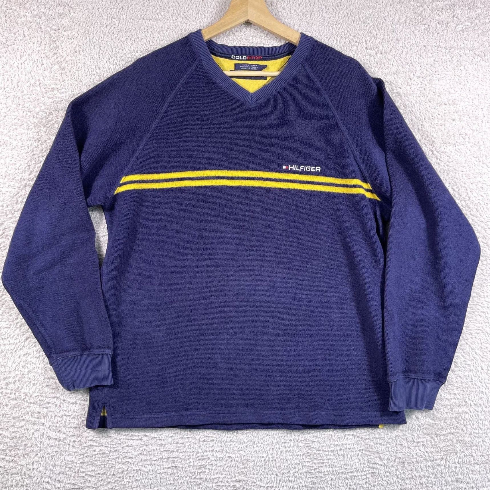 Tommy Hilfiger VINTAGE Tommy Hilfiger Sweater Mens L Striped Yellow Navy V-Neck Knit Pullover 90s Grunge USA Size US L / EU 52-54 / 3 - 2 Thumbnail