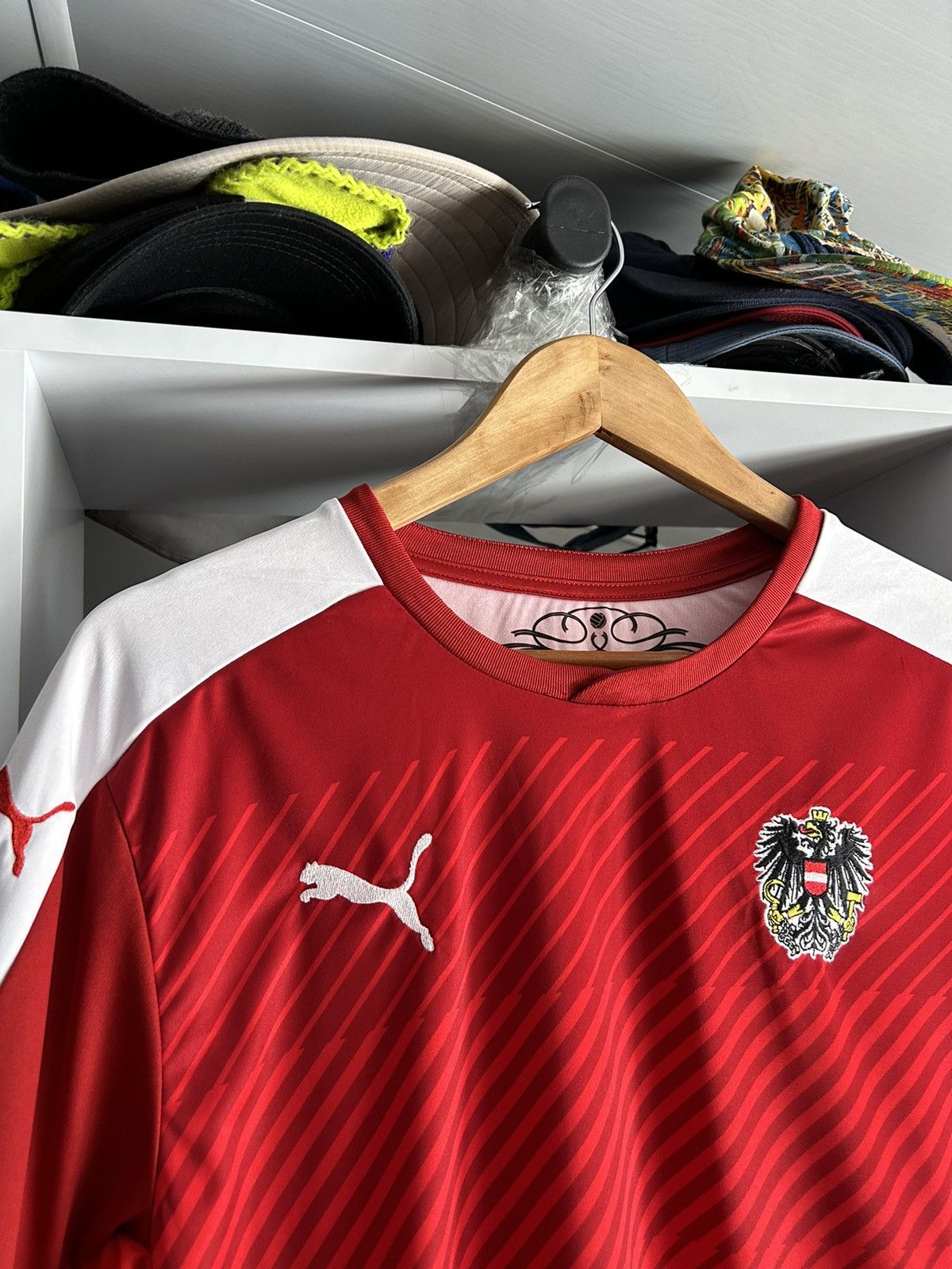 Puma Austria 2016-17 puma soccer jersey shirt Size US L / EU 52-54 / 3 - 5 Thumbnail