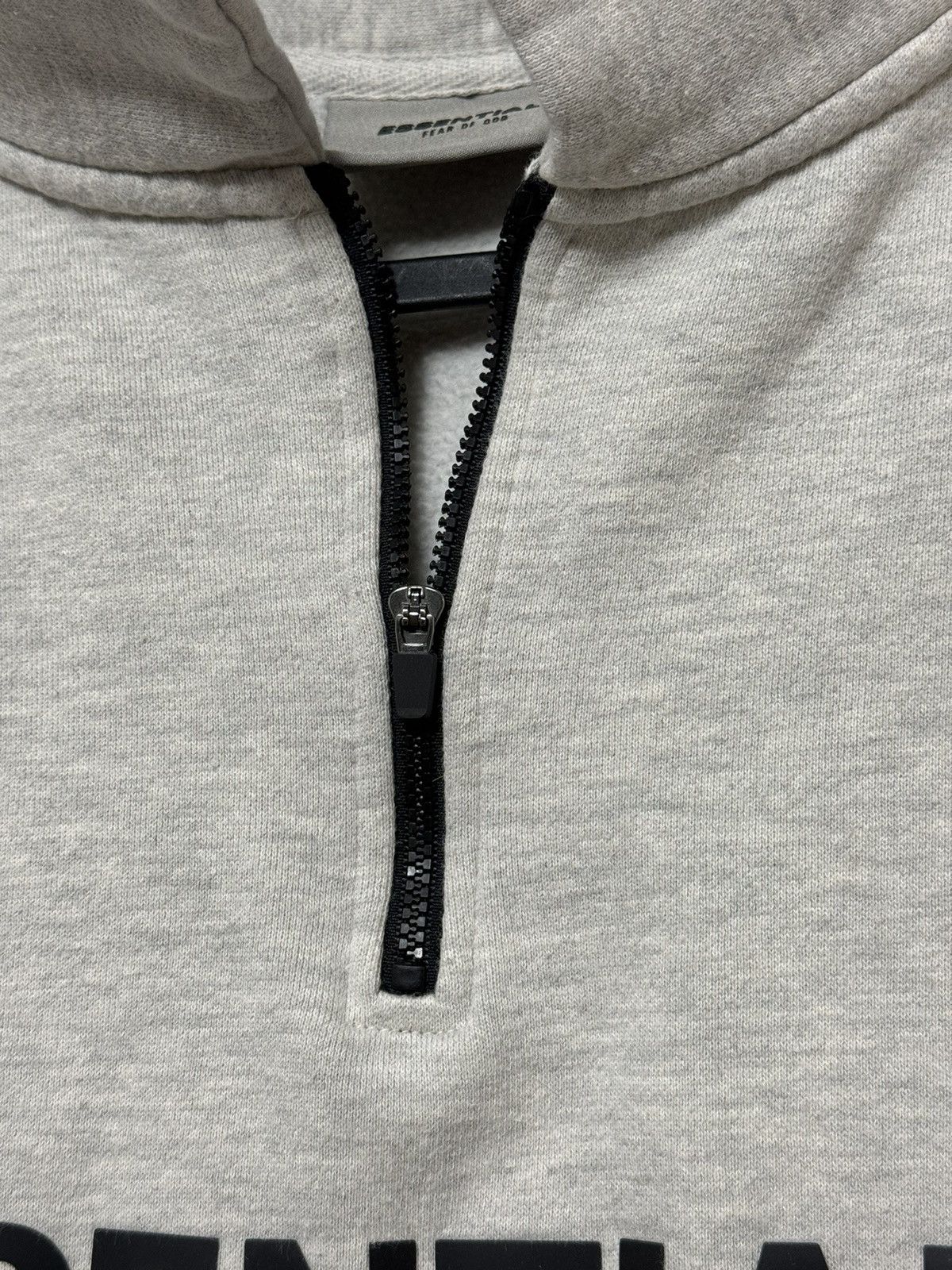 Fear of God 💥Fear of God Essentials Half-Zip Sweater Oatmeal SZ Small Size US S / EU 44-46 / 1 - 5 Thumbnail