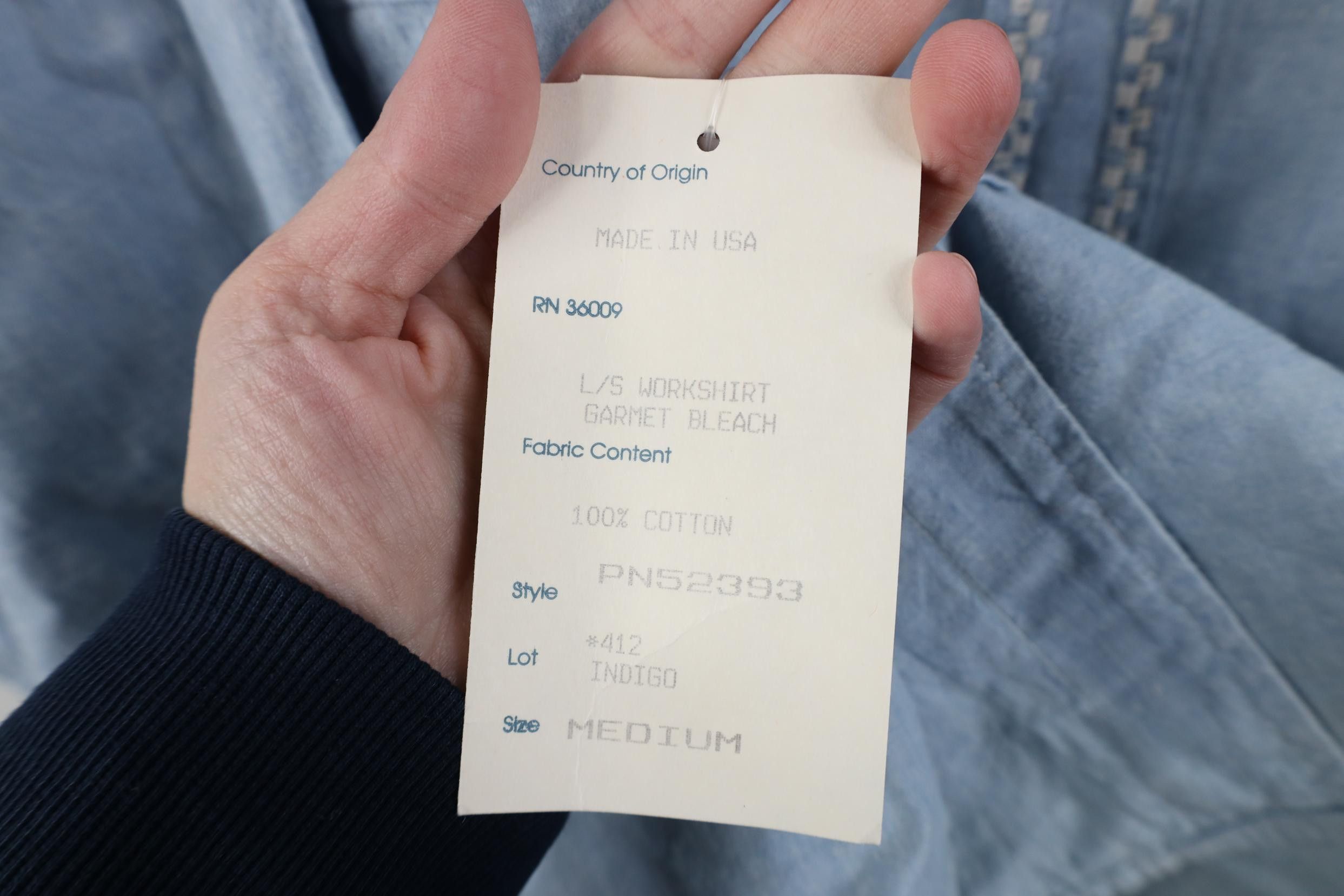 Calvin Klein Deadstock Vintage 90s Calvin Klein Collared Button Shirt Size US M / EU 48-50 / 2 - 5 Thumbnail