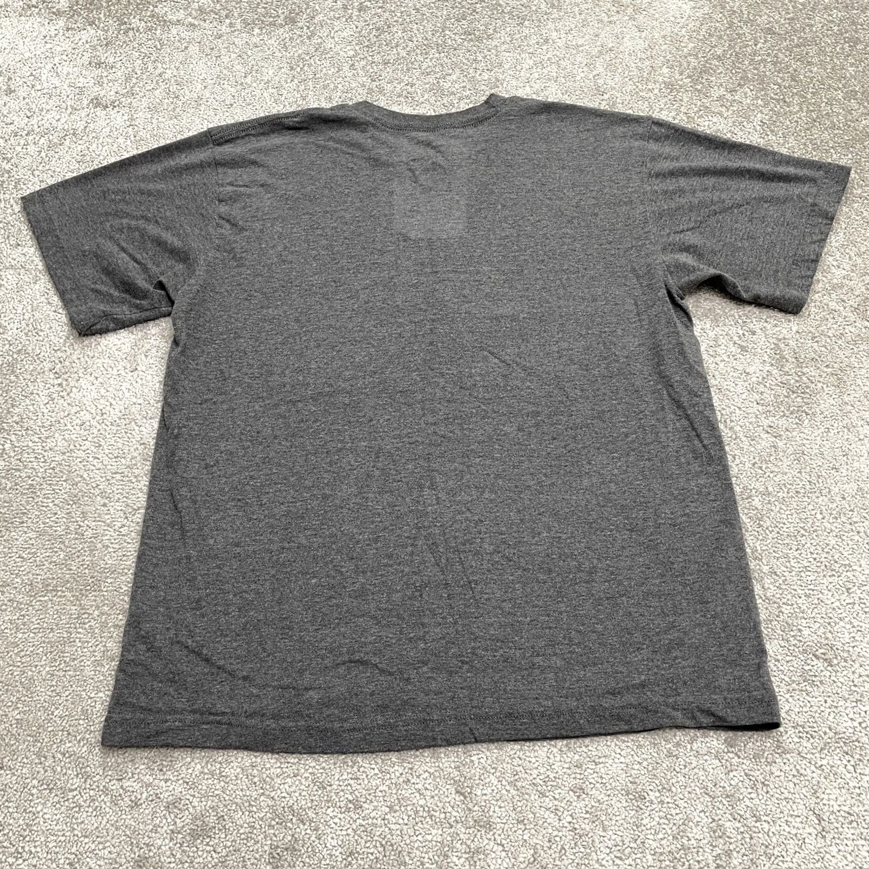 Adidas Adidas Graphic T-Shirt Mens Medium Dark Gray Crew Neck Short Sleeve Casual Tee Size US M / EU 48-50 / 2 - 2 Thumbnail