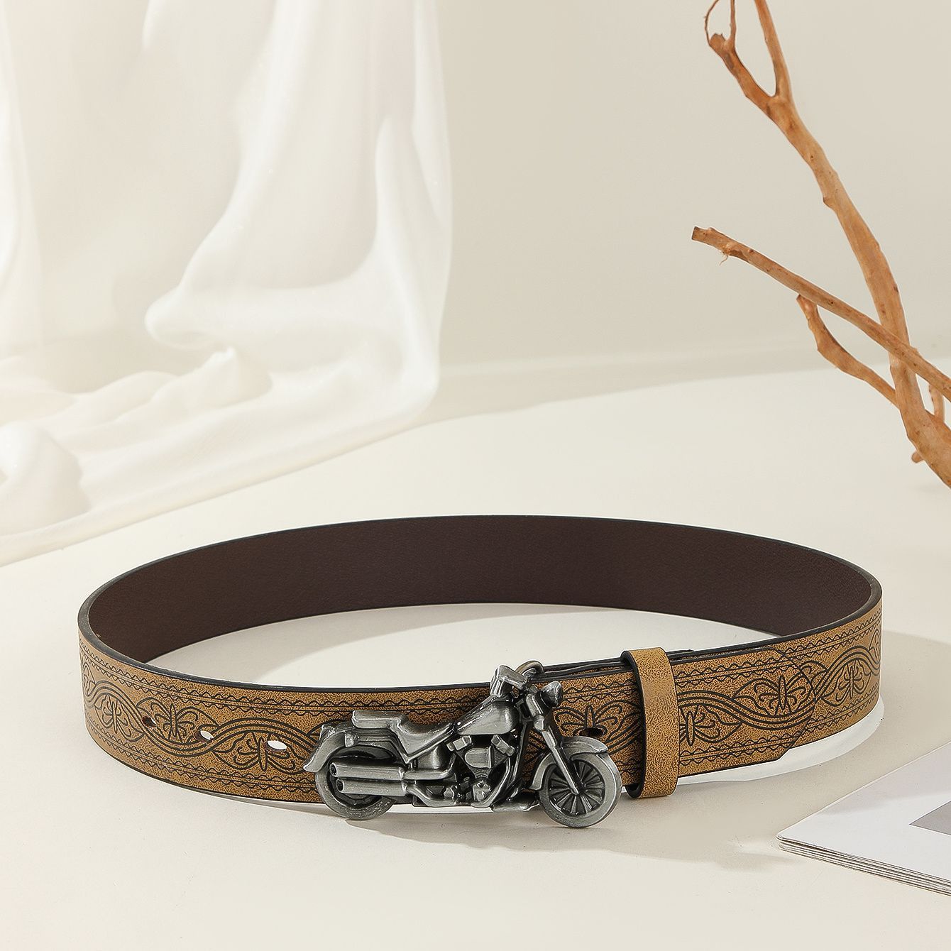Designer Motorcycle Vintage Belt Riveted Belts Menswear Accessories Size ONE SIZE - 4 Thumbnail