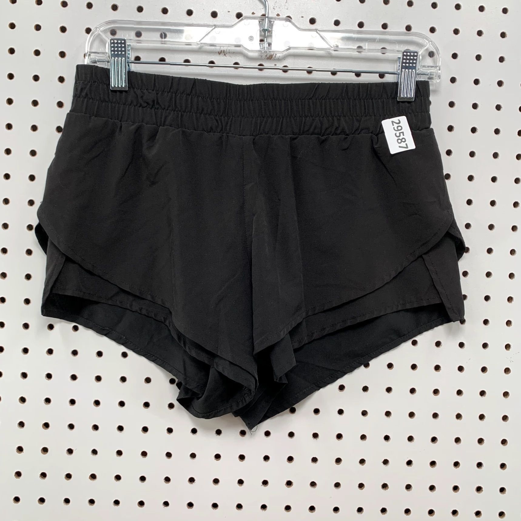 Fabletics VINTAGE Fabletics Women's Shorts Athletic Activewear Size M Black 3-inch Inseam Yoga Running Size 29" - 5 Thumbnail