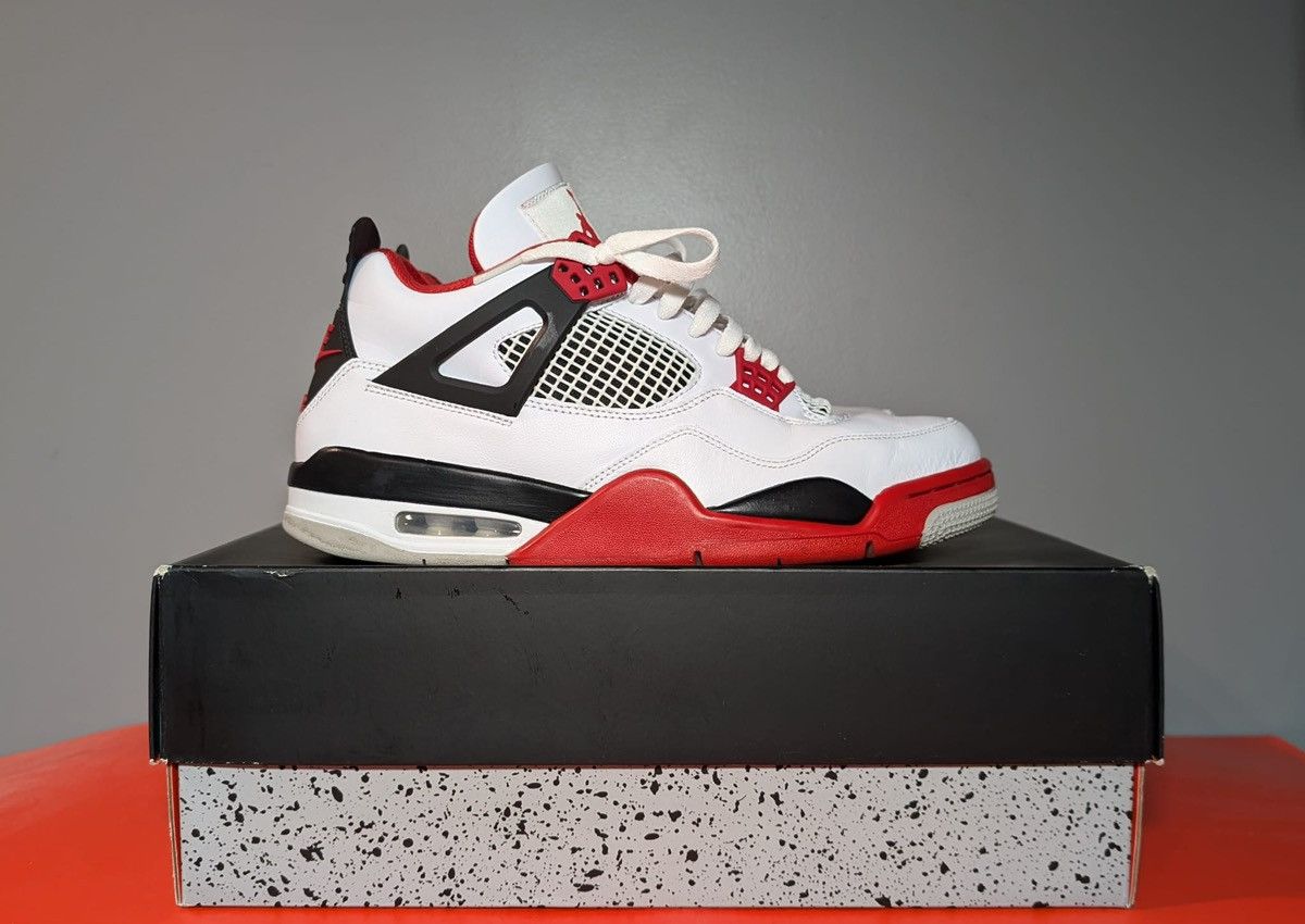 Jordan Brand Size 10 - Jordan 4 Retro OG Fire Red Size US 10 / EU 43 - 1 Thumbnail