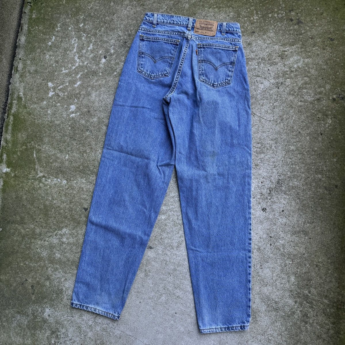 Vintage Vintage 90s Levi's 560 Loose Tapered Jeans Made in USA Size US 29 - 9 Thumbnail