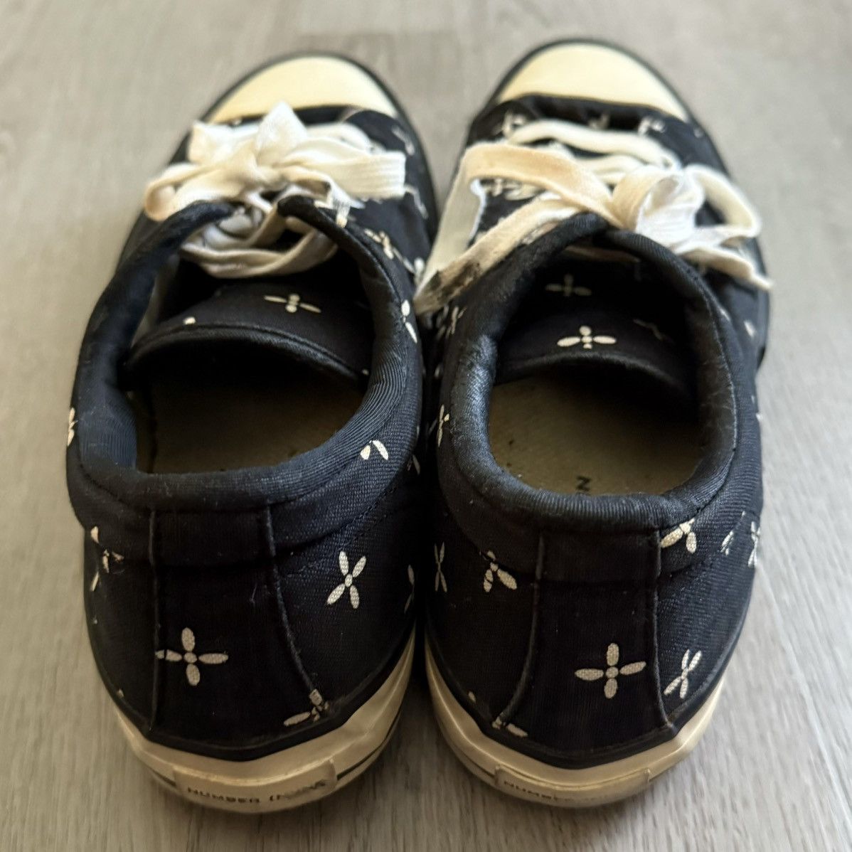 Number (N)ine Number (N)ine Cross Sneakers Size US 9 / EU 42 - 3 Thumbnail