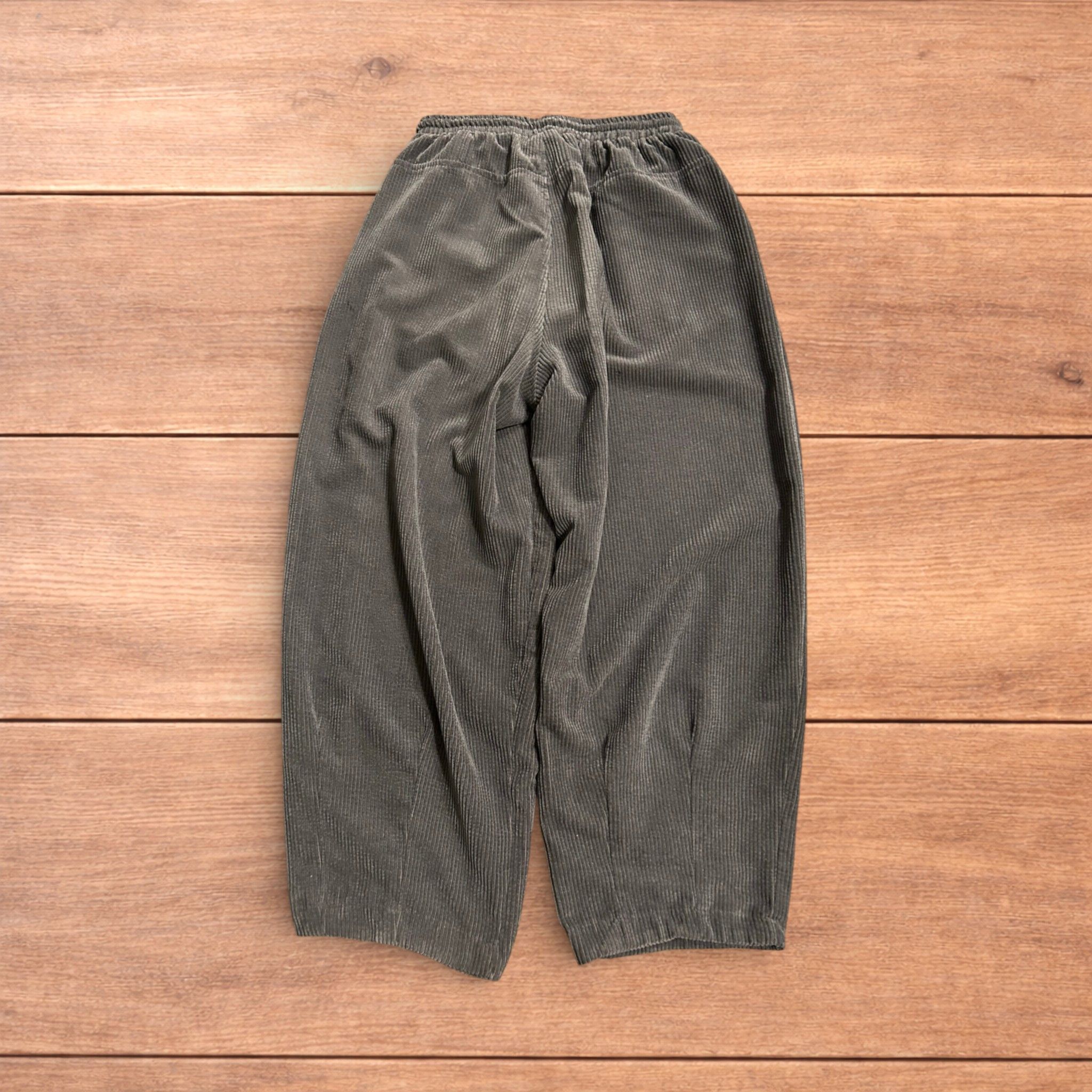 Japanese Brand Super baggy wide leg skater corduroy trousers in grey. Size US 34 / EU 50 - 2 Thumbnail