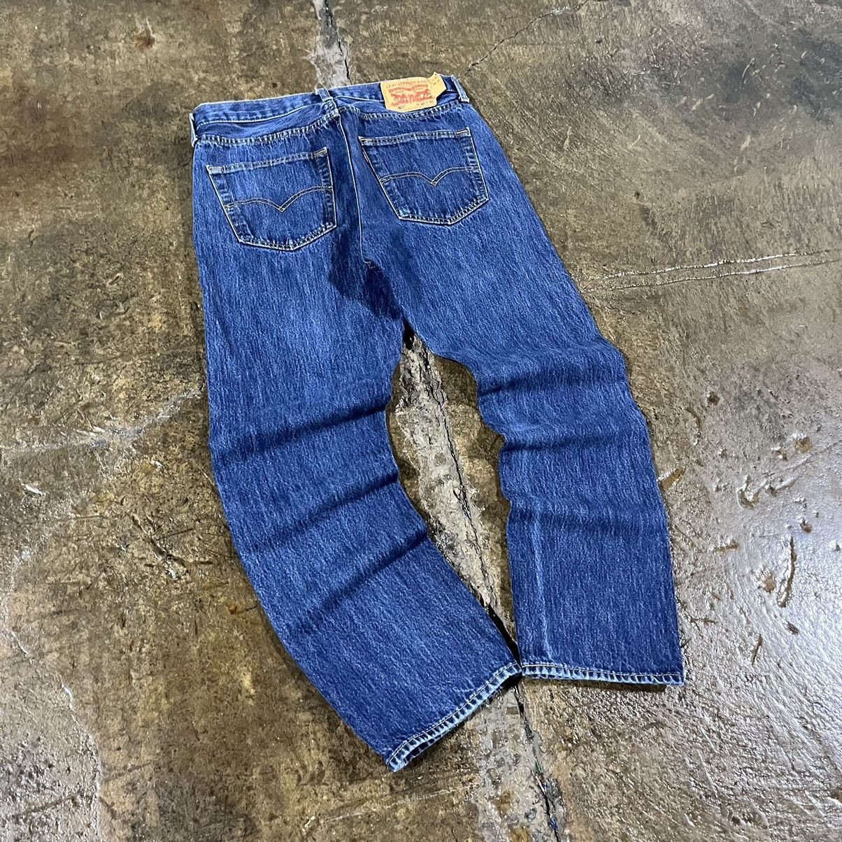Levi's × Vintage Crazy Vintage Y2K Levi's 501 Button Fly Essential Jeans Size US 32 / EU 48 - 5 Thumbnail