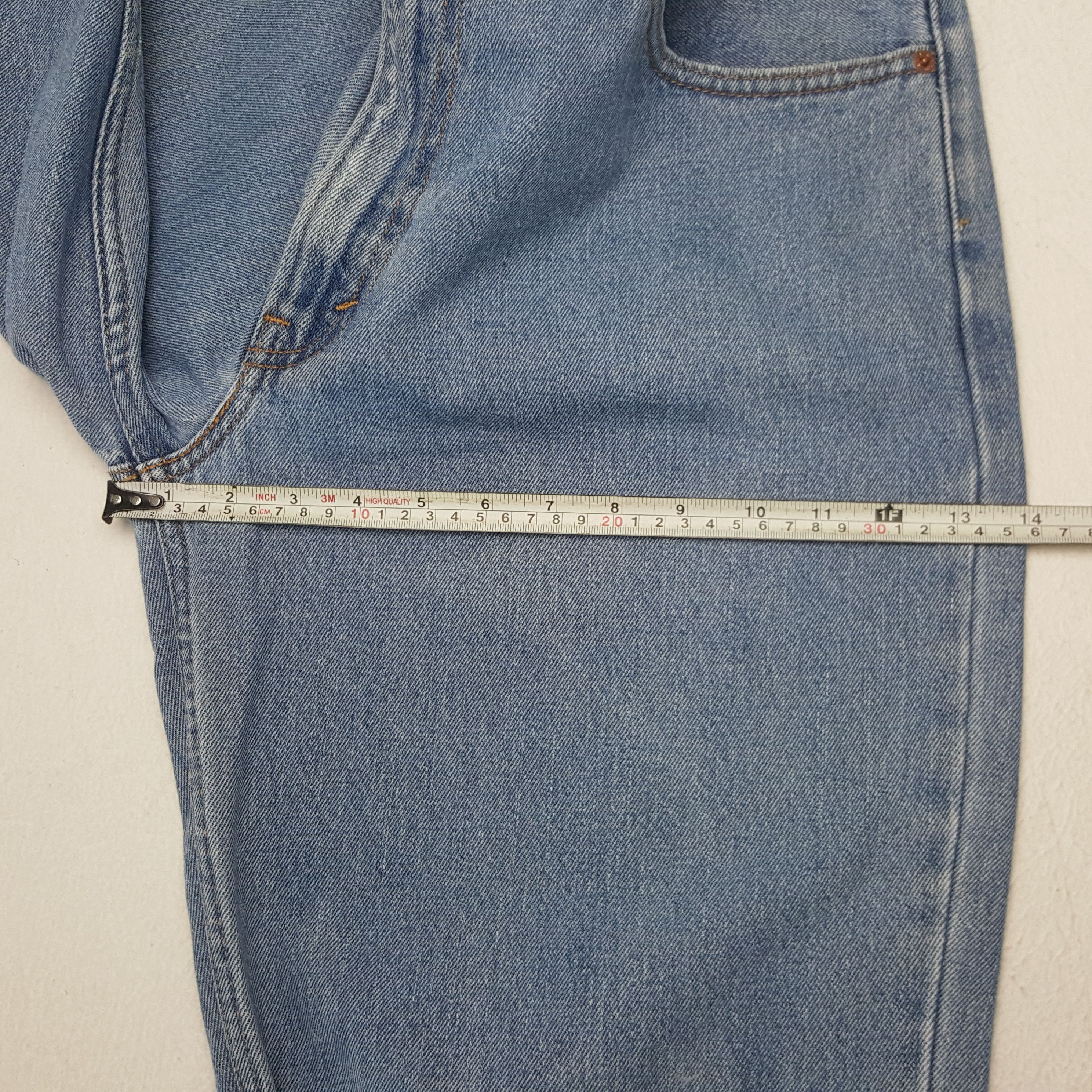 Levi's × Vintage Vintage Levi's 550 Distressed Style Denim Jeans Size US 35 - 9 Thumbnail