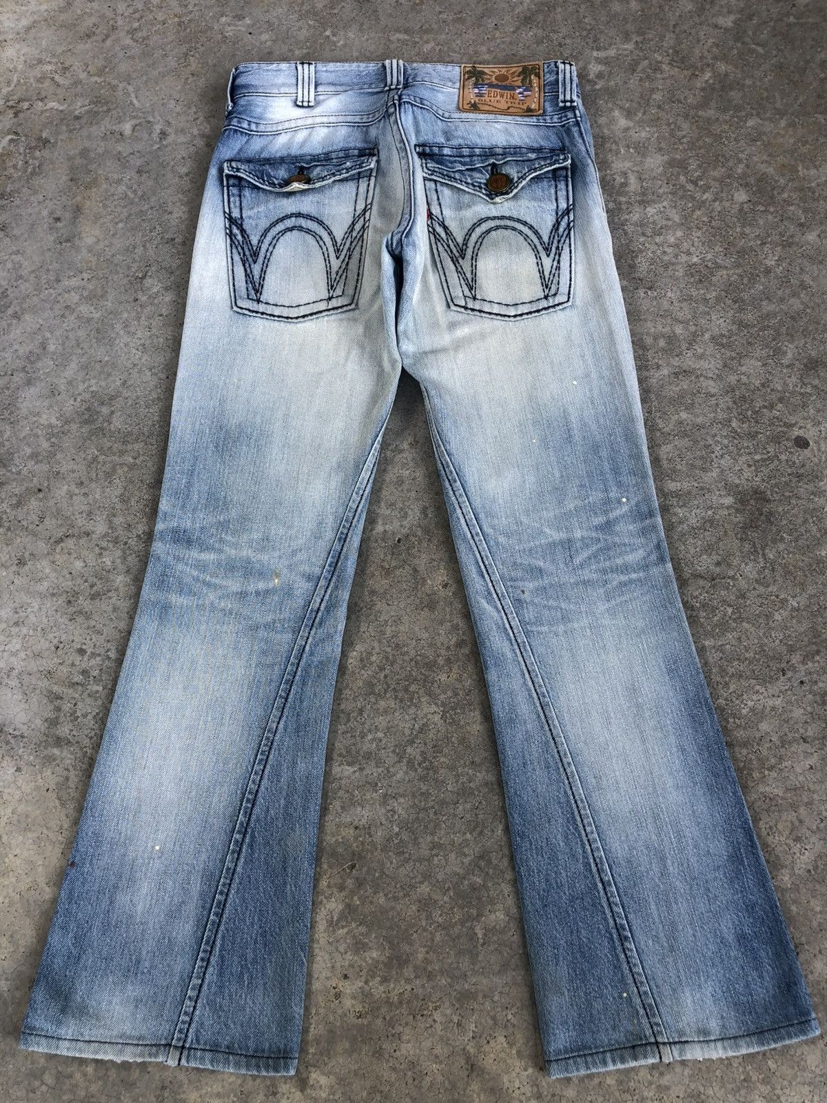 Who Decides War Japanese Edwin Blue Trip Flared Jeans Mud Wash Distressed Size US 32 / EU 48 - 2 Thumbnail