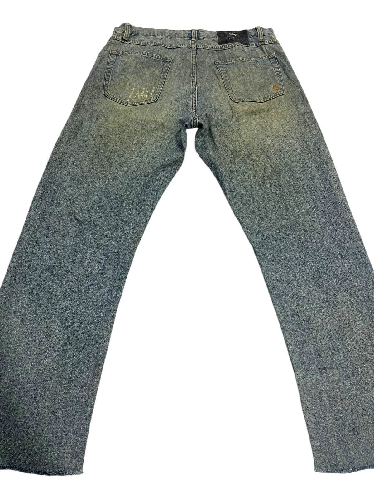If Six Was Nine × Japanese Brand × Le Grande Bleu (L.G.B.) VINTAGE BURBERRY RUSTY BLUE WASH DISTRESSED DENIM Size US 32 / EU 48 - 9 Thumbnail