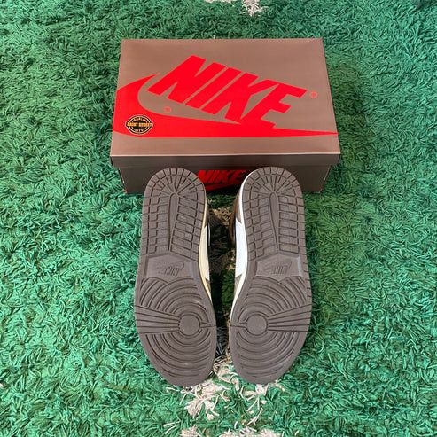 Travis Scott Air Jordan 1 High X Travis Scott Size US 13 / EU 46 - 3 Thumbnail
