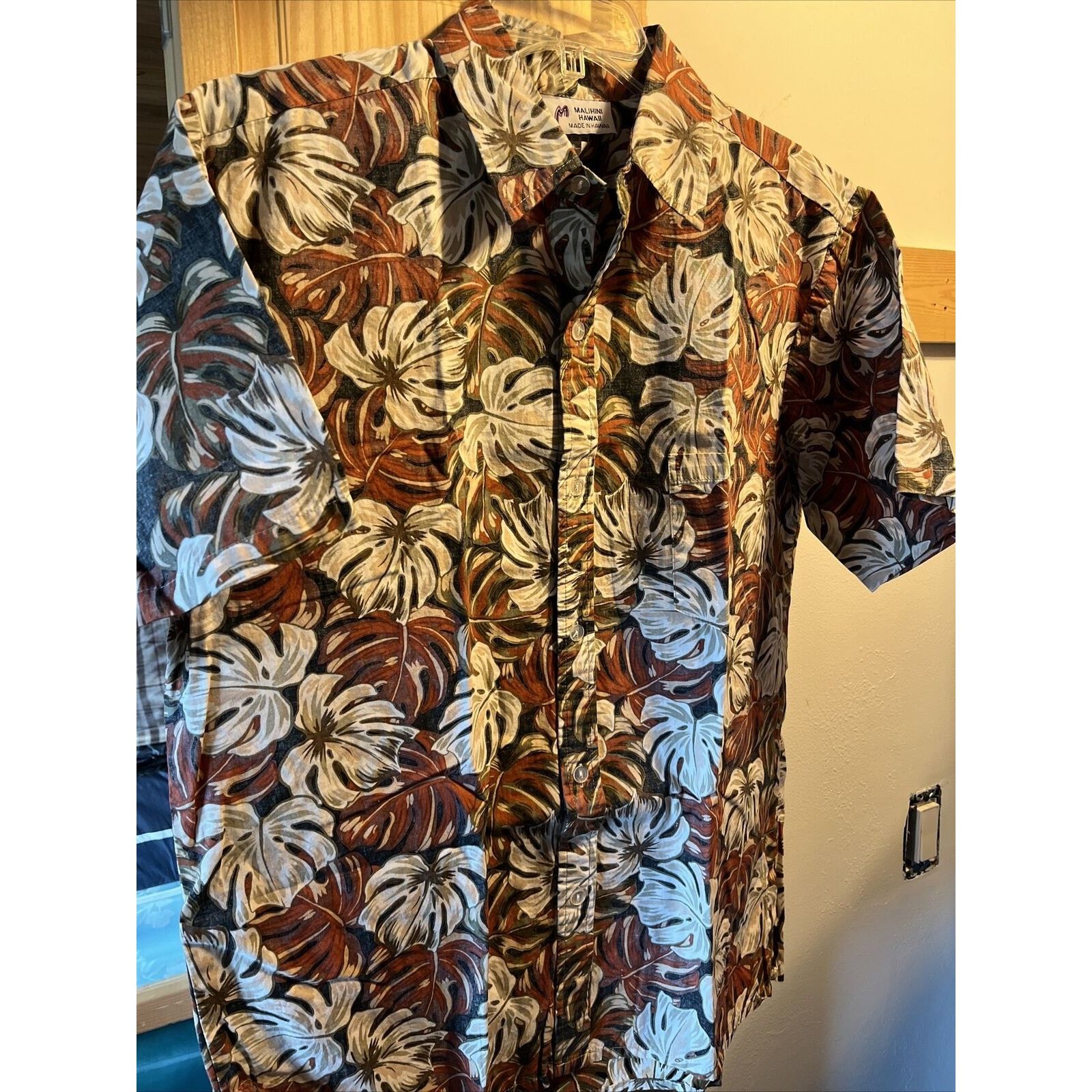 Other Malihini VTG Mens L White Red Monstera Cotton Hawaiian Shirt Size US L / EU 52-54 / 3 - 5 Thumbnail
