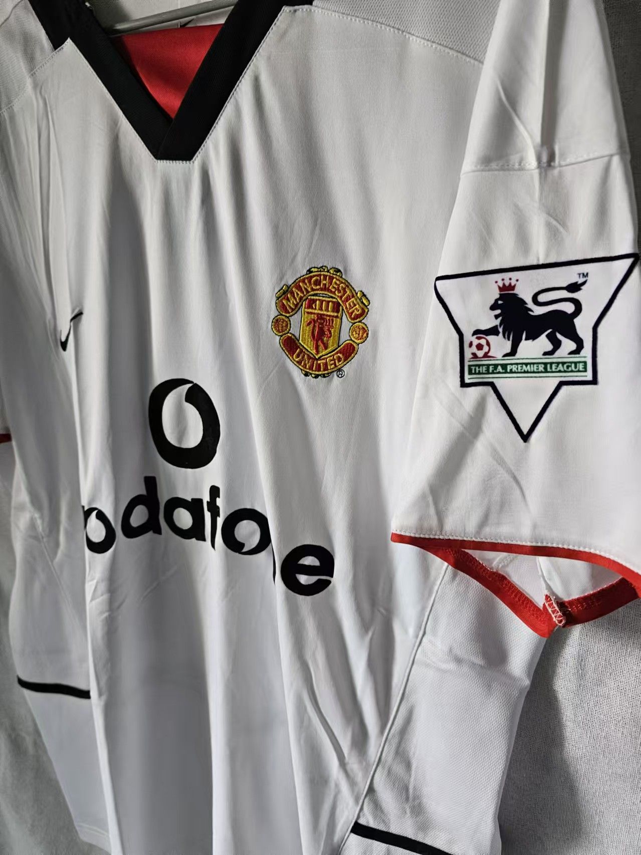 Other 2002 03 Man Utd 11 Ryan Giggs Jersey Away Size US M / EU 48-50 / 2 - 4 Thumbnail