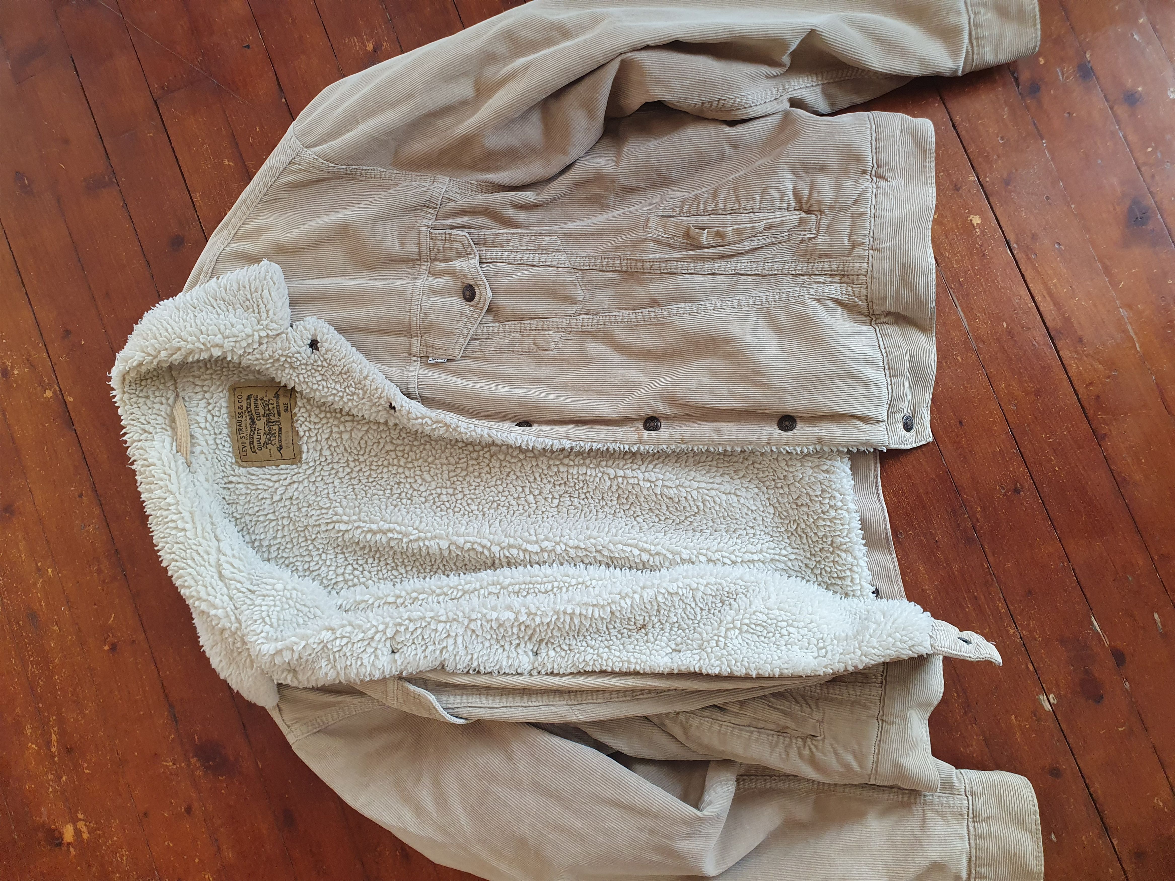 image of Levis Vintage Clothing x Swag Levi's 71500 Sherpa Lined Jacket Corduroy VTG Made In Italy in Beige 