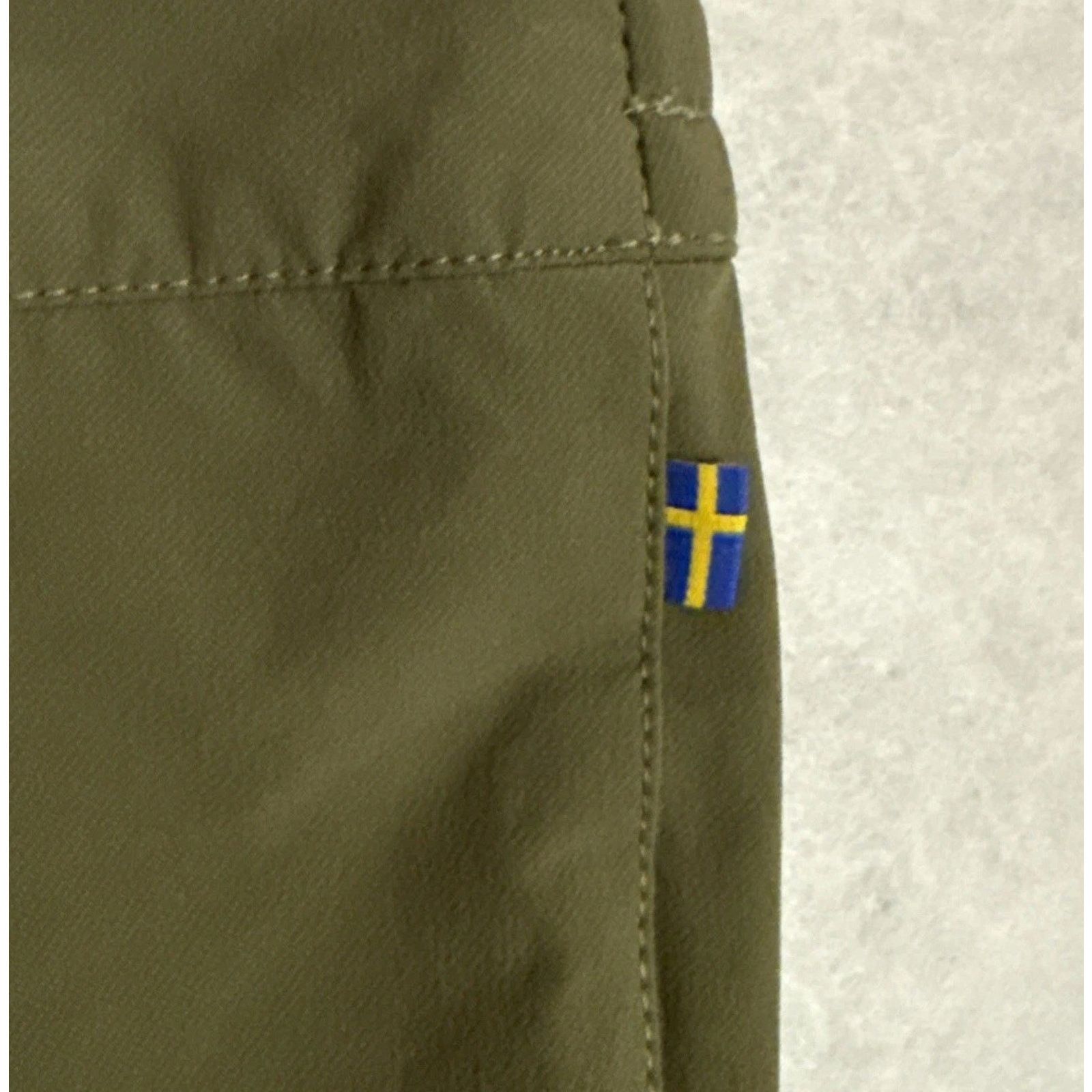 Fjallraven Fjallraven Mens 29 Abisko Trail Stretch Shorts Laurel Green Size US 29 - 12 Thumbnail